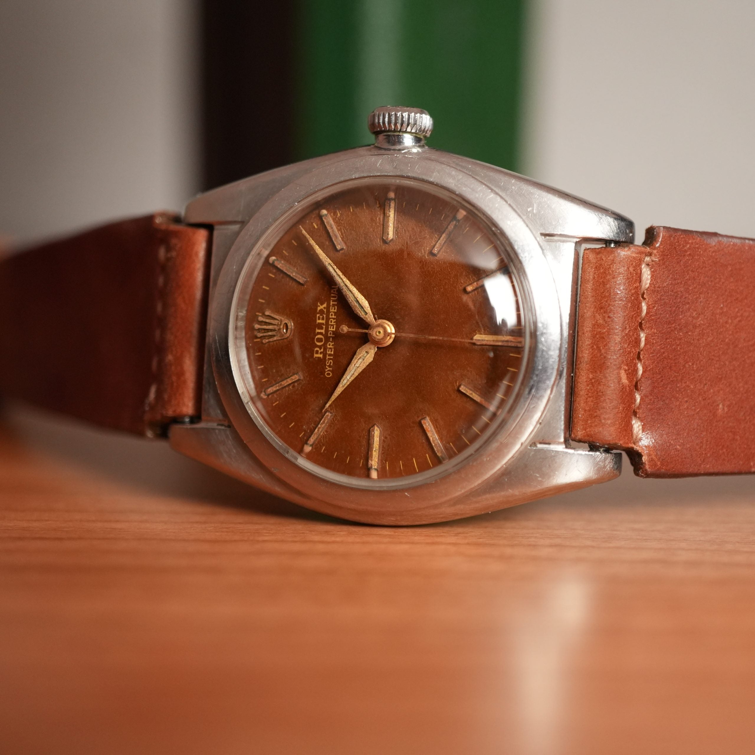 1941 Rolex Oyster Perpetual 2940 Bubbleback Full Tropical Brown Caramel Gilt Dial