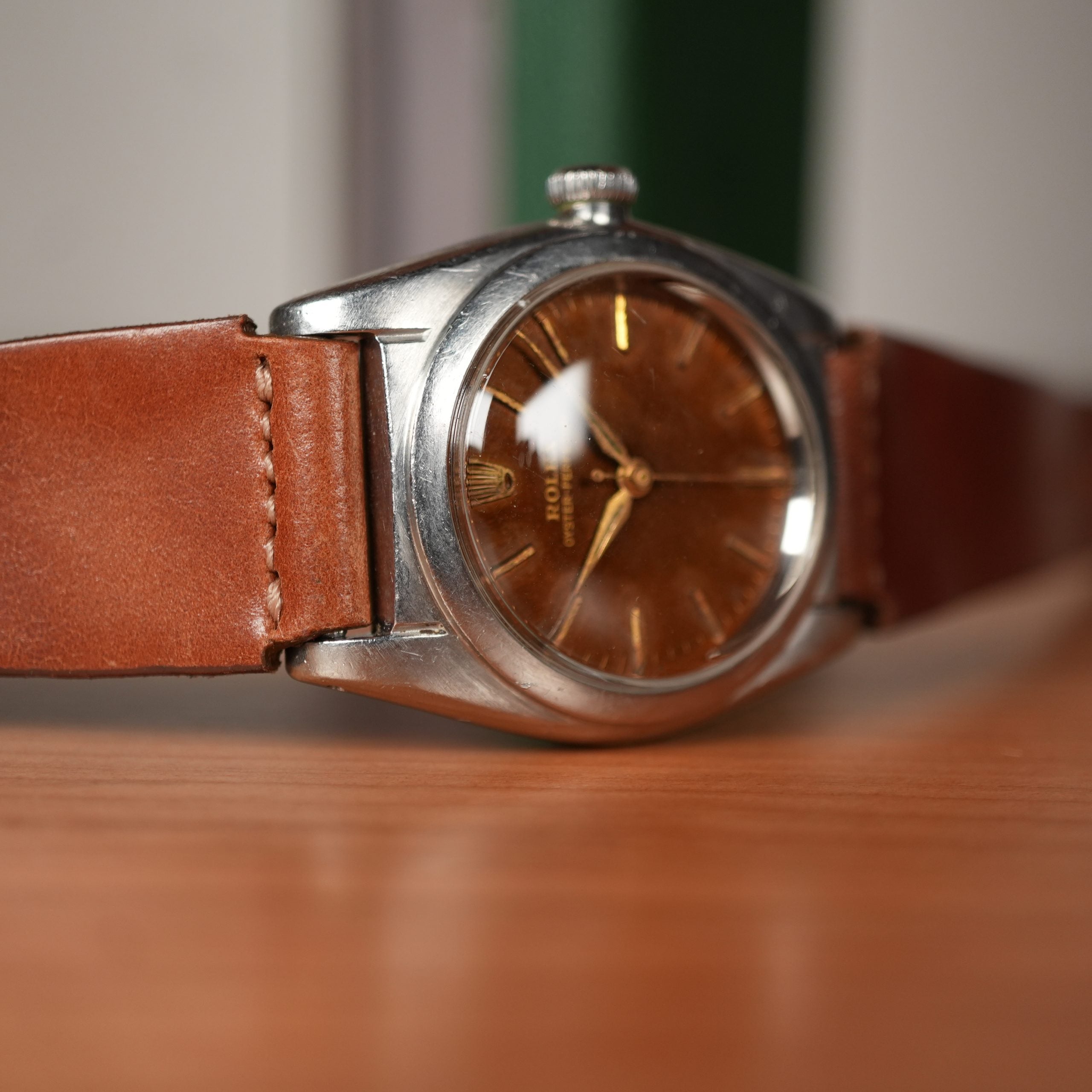 1941 Rolex Oyster Perpetual 2940 Bubbleback Full Tropical Brown Caramel Gilt Dial