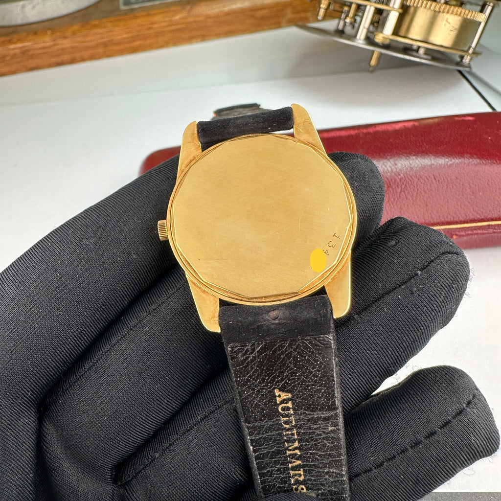 1950’S Audemars Piguet Calatrava Boy Size 32mm Screw back 18k Gold