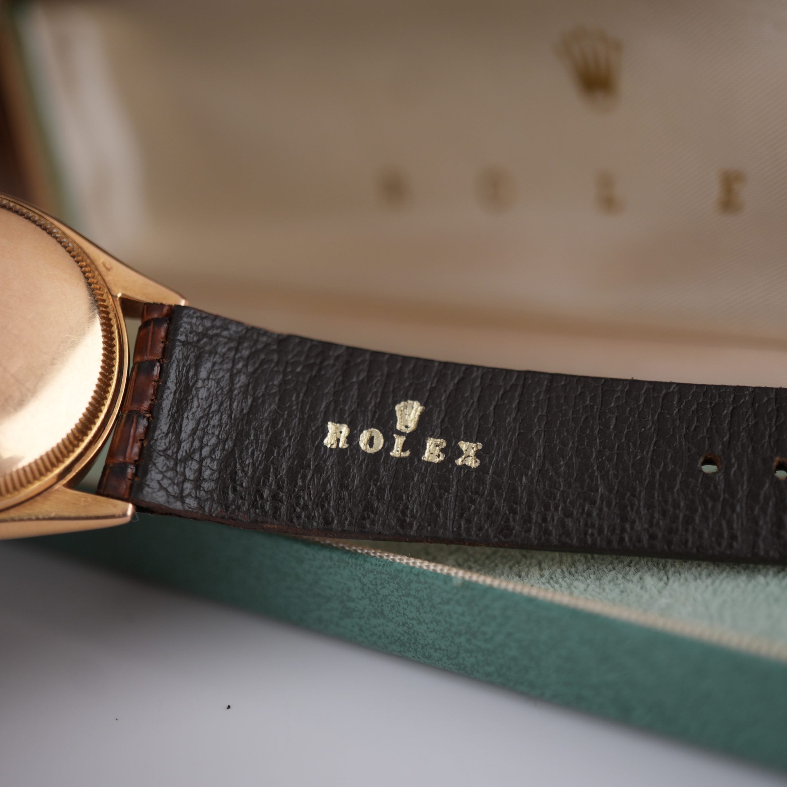 1951 Rolex Oyster Perpetual 6085 Rose Gold Red Officially Honeycomb Dial Unpolished