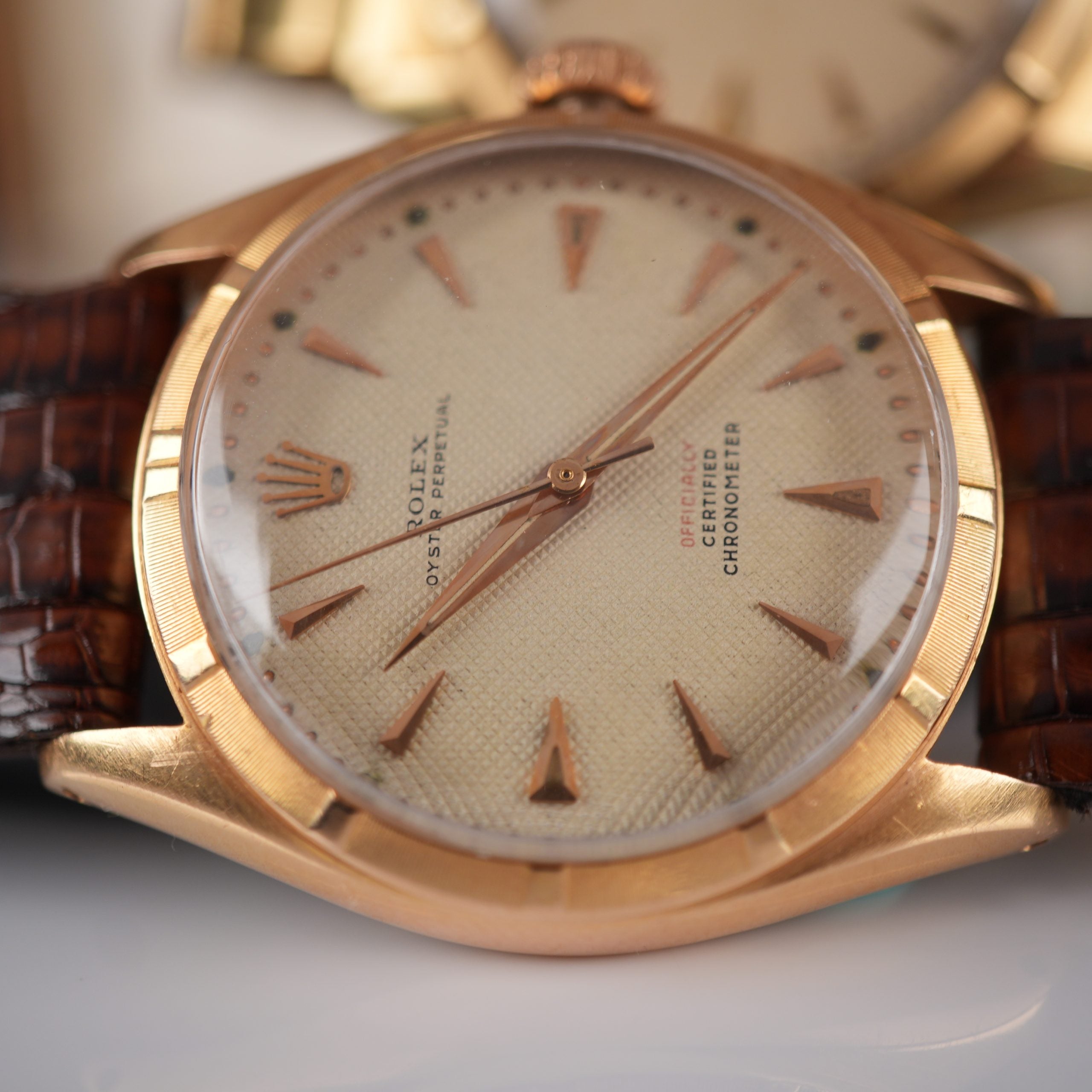 1951 Rolex Oyster Perpetual 6085 Rose Gold Red Officially Honeycomb Dial Unpolished