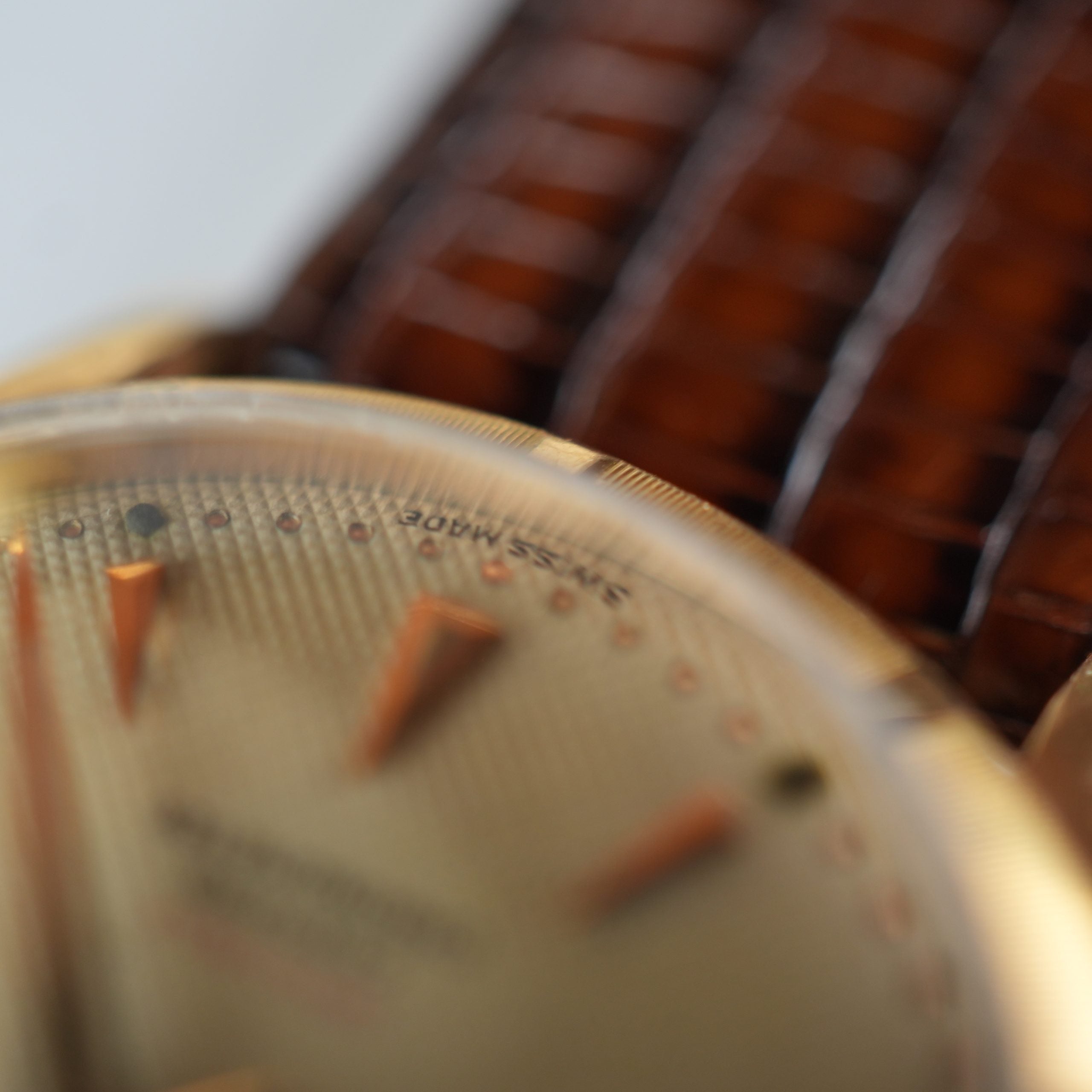 1951 Rolex Oyster Perpetual 6085 Rose Gold Red Officially Honeycomb Dial Unpolished