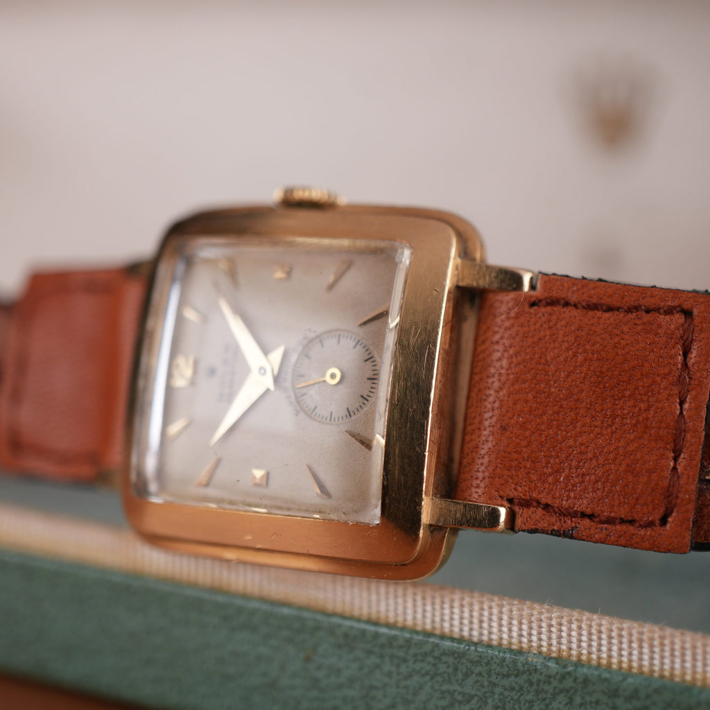 1951 Rolex Precision 4663 Bubbleback Square 18K Gold Factory Dial
