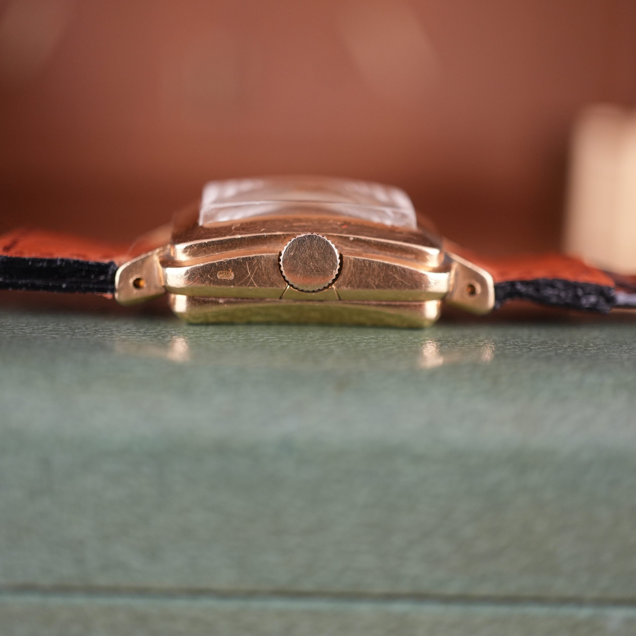 1951 Rolex Precision 4663 Bubbleback Square 18K Gold Factory Dial