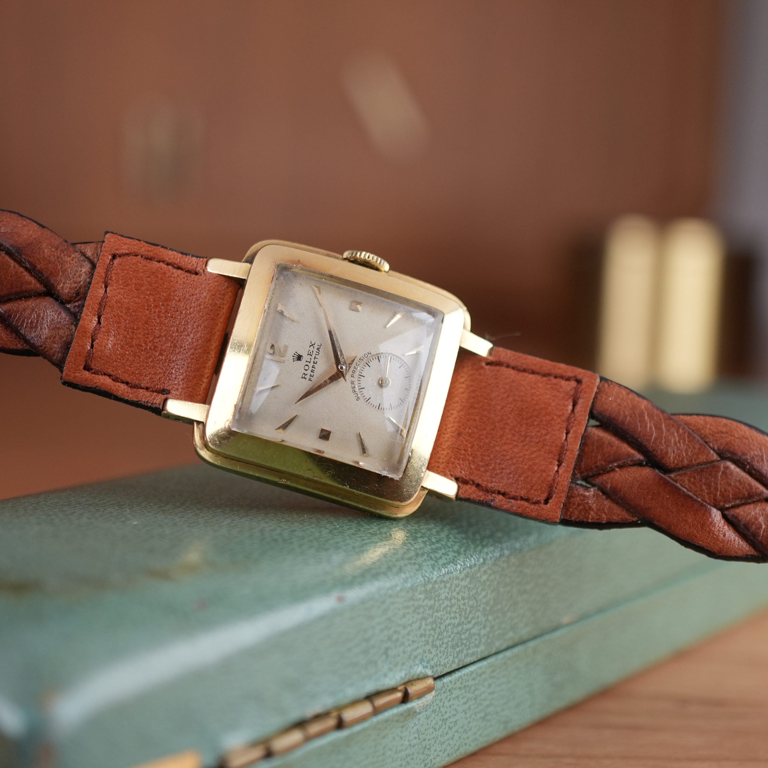 1951 Rolex Precision 4663 Bubbleback Square 18K Gold Factory Dial