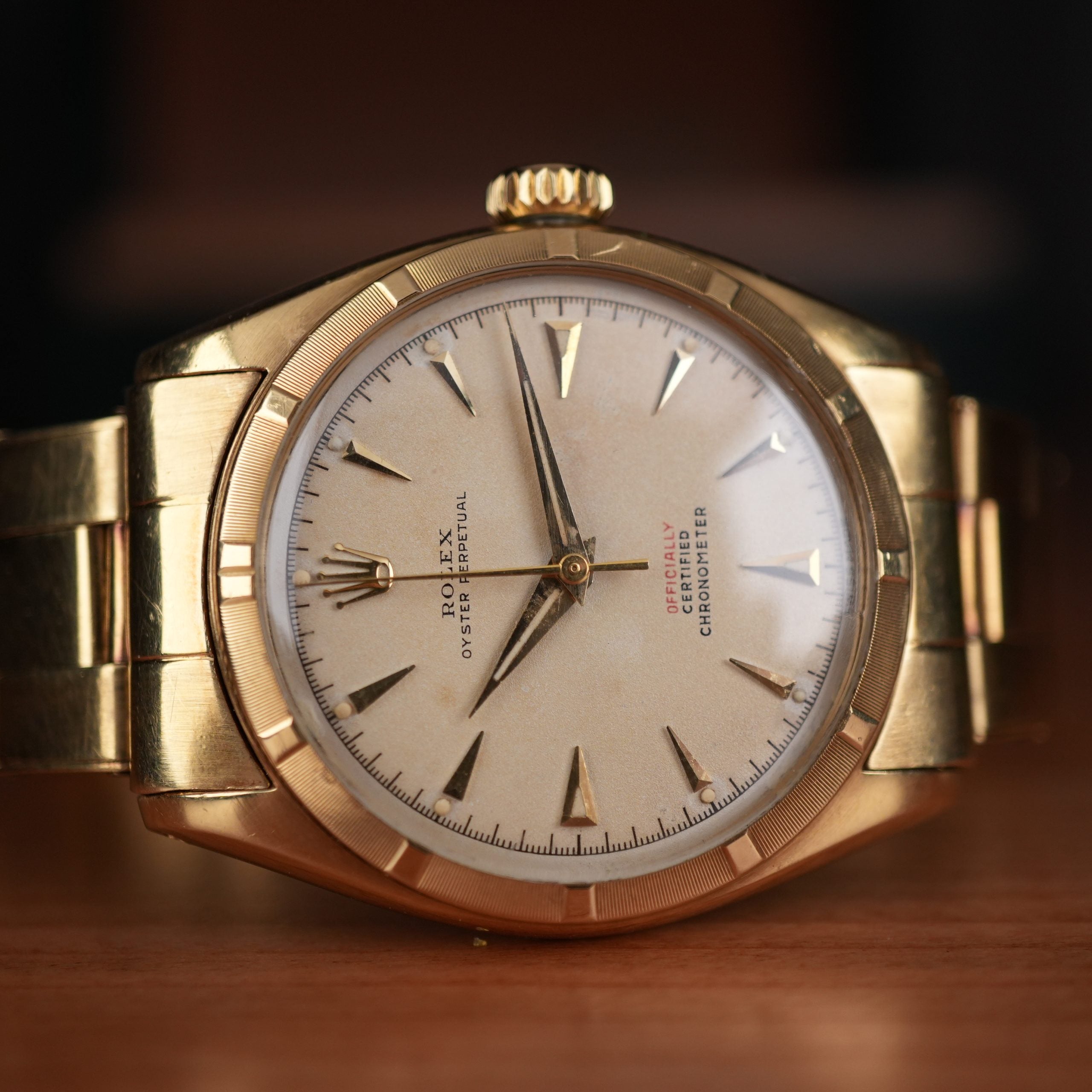 1952 Rolex Oyster Perpetual 6085 Red Officially Certified 18k Yellow Gold Expandable Bracelet