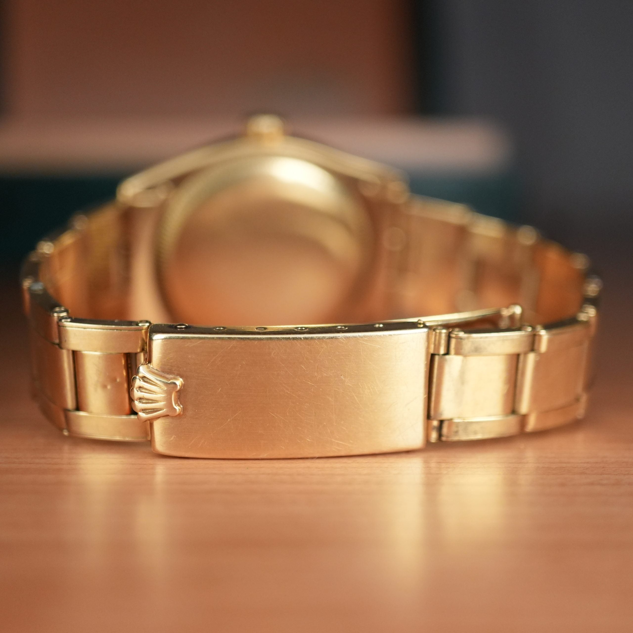 1952 Rolex Oyster Perpetual 6085 Red Officially Certified 18k Yellow Gold Expandable Bracelet