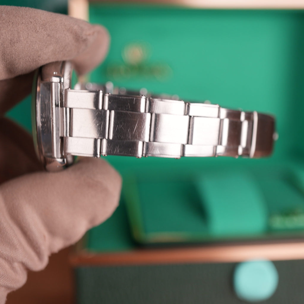 1953 Rolex Oyster Perpetual 6084 Very Early Production with Rare Diamond Shaped Marker Radium Factory Dial