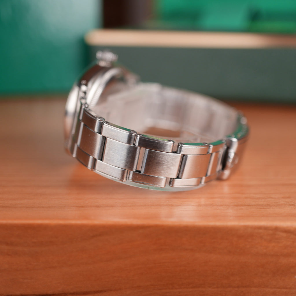 1953 Rolex Oyster Perpetual 6084 Very Early Production with Rare Diamond Shaped Marker Radium Factory Dial