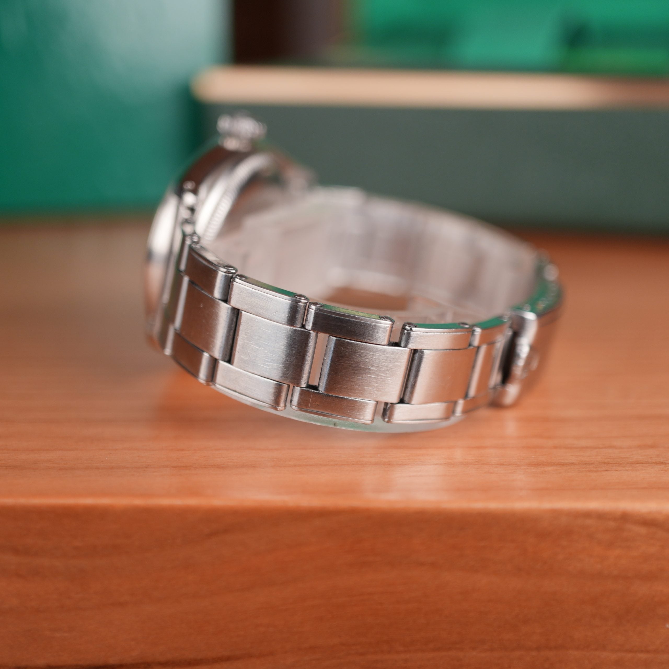 1953 Rolex Oyster Perpetual 6084 Very Early Production with Rare Diamond Shaped Marker Radium Factory Dial