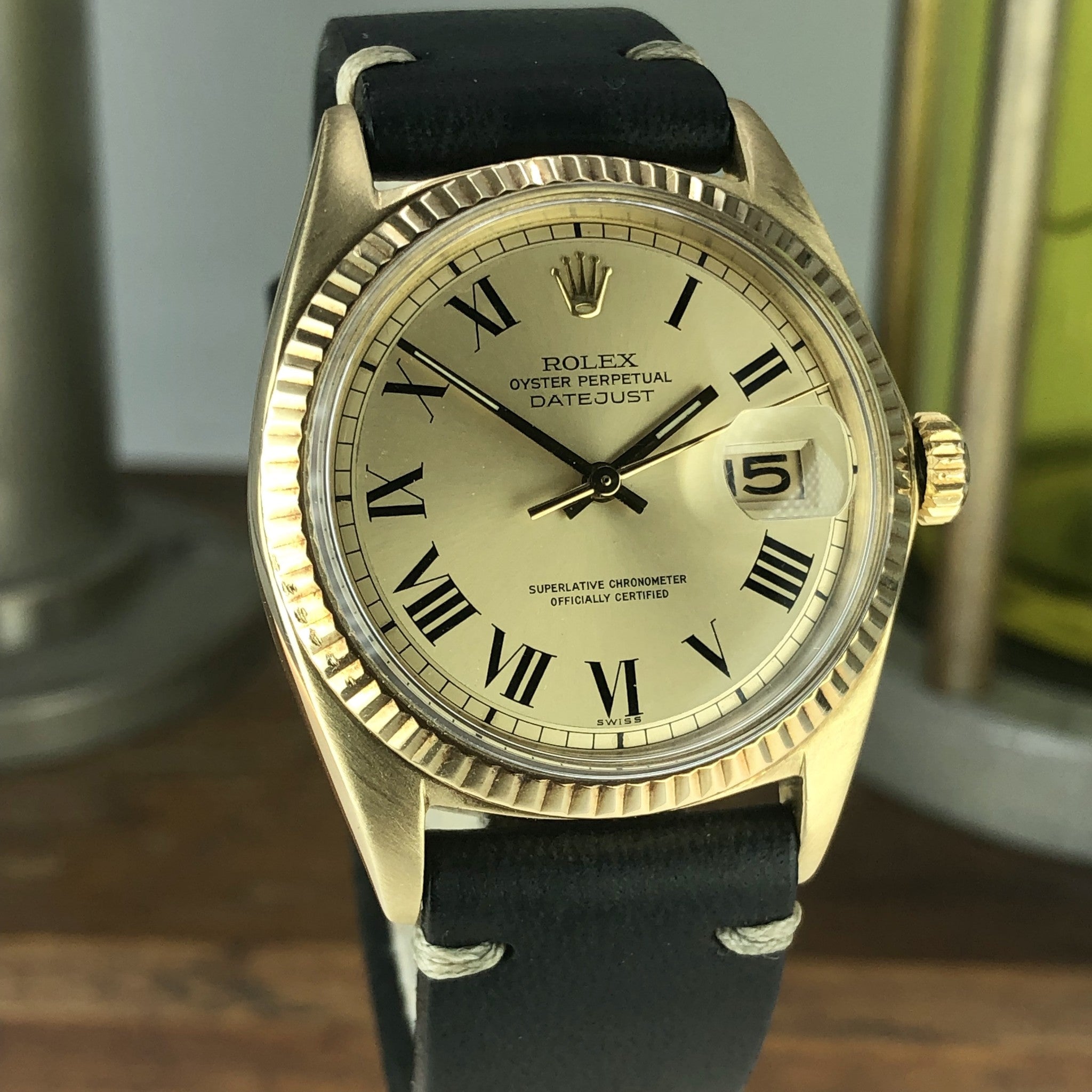 1965 Vintage Rolex Datejust 1601 Rare 14k Solid Gold With Roman Swiss Only Dial
