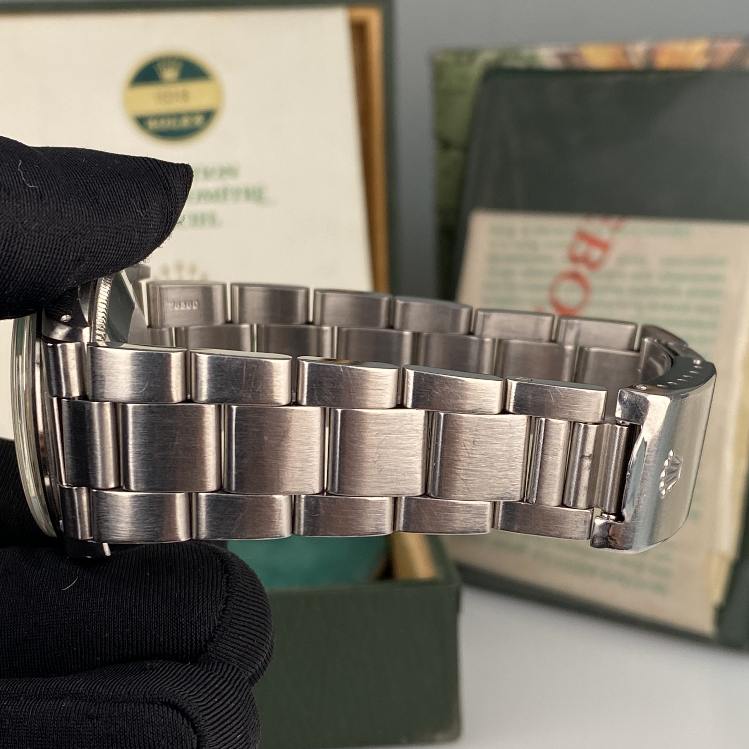 1969 Rolex Oyster Perpetual 1018 Champagne Dial 36mm in Mint Condition Complete Set Box & Papers