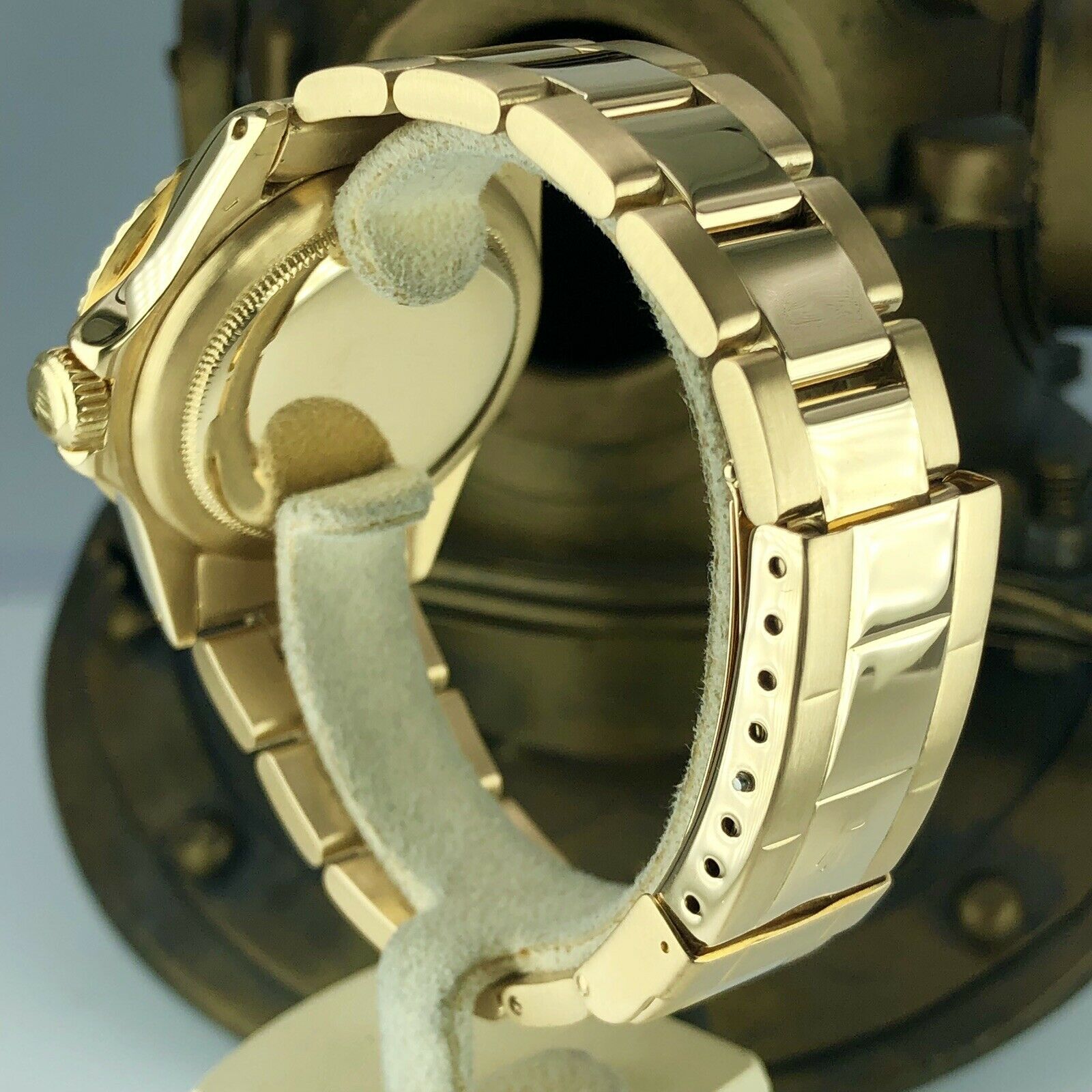 1970 Vintage Rolex Submariner 1680 Gold 18k Black Matte Dial