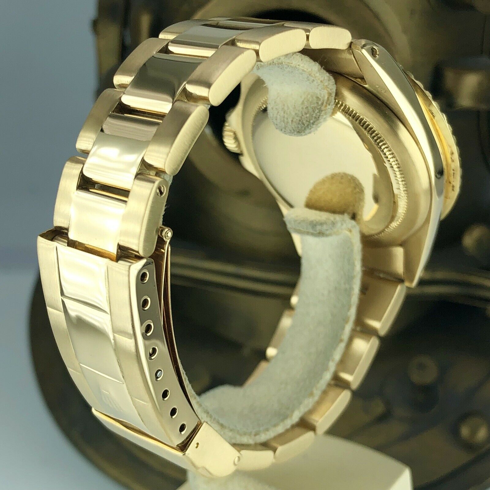 1970 Vintage Rolex Submariner 1680 Gold 18k Black Matte Dial