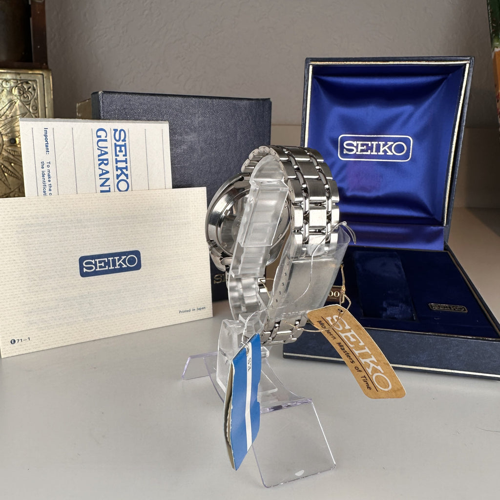 1971 NOS Vintage Seiko 6106 8237 Day-Date Automatic 39mm Blue Dial