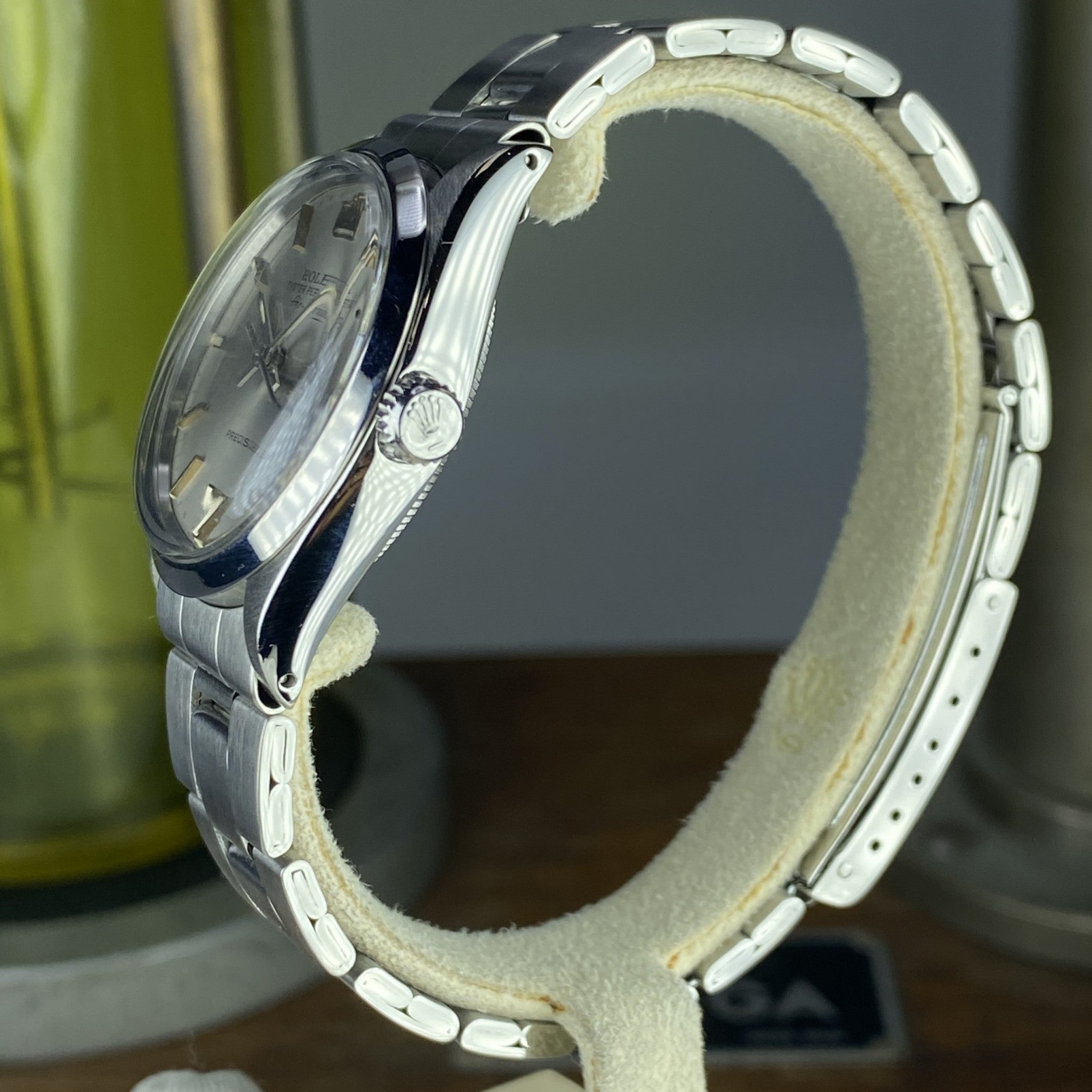 1974 Vintage Rolex Air King 1002 with original light gray dial