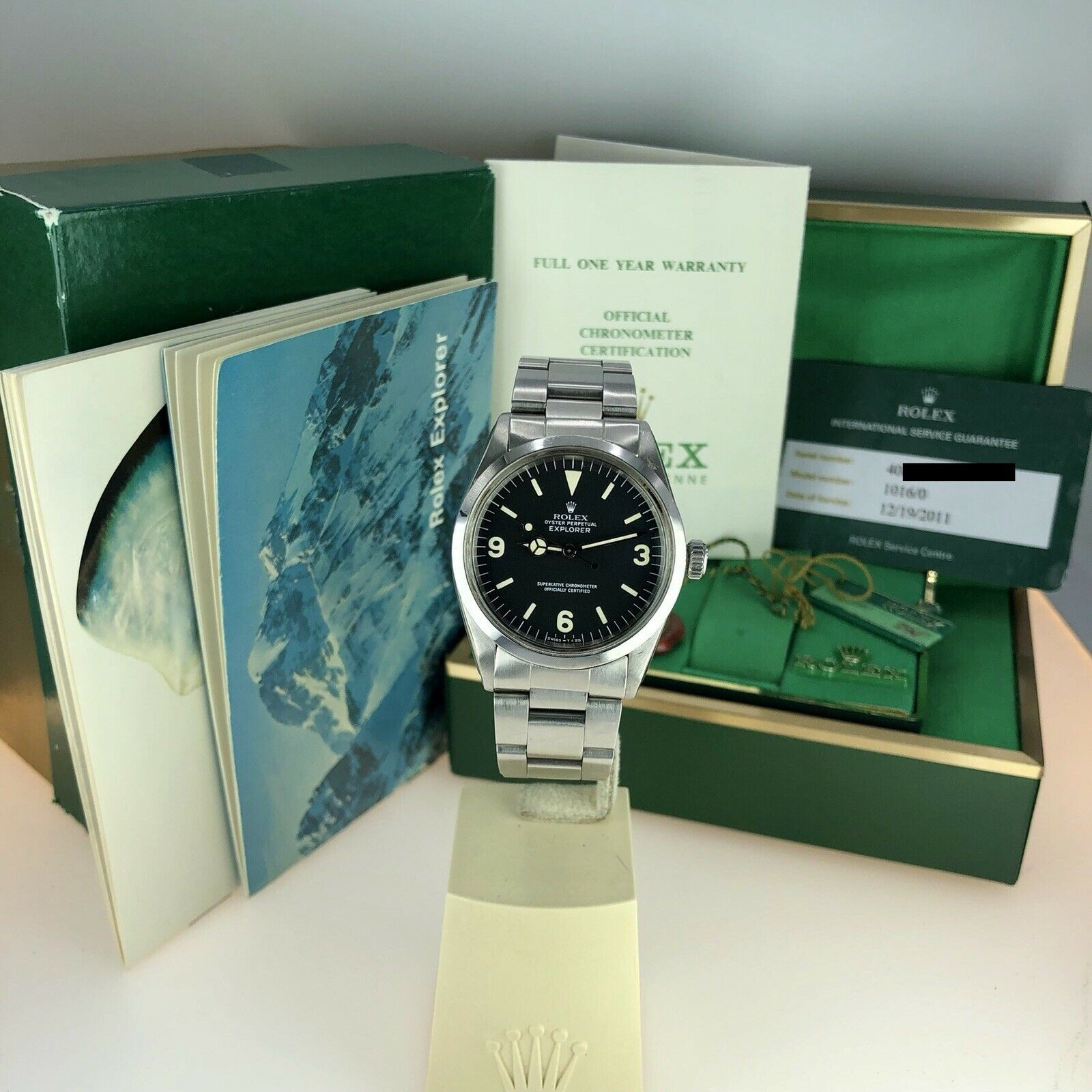 1975 Vintage Rolex Explorer 1016 box & Papers Full Set Fabulous Dial