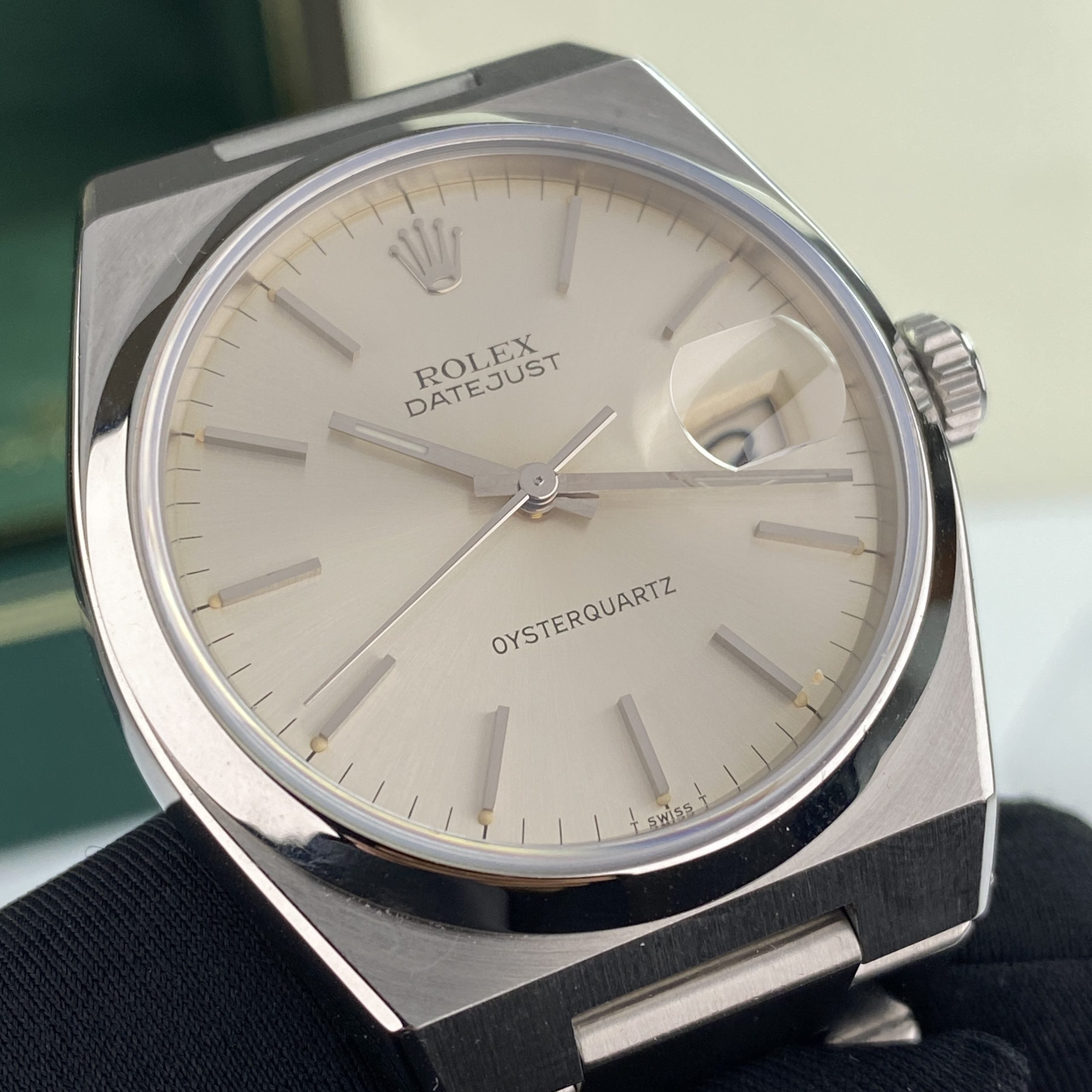 1977 Rolex Datejust Oysterquartz 17000 MK1 Silver dial with Box and Service papers