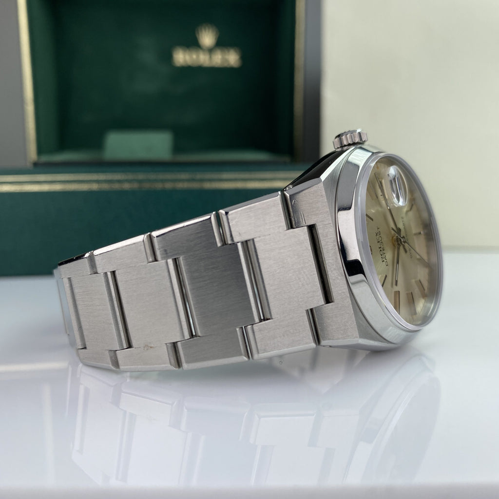 1977 Rolex Datejust Oysterquartz 17000 MK1 Silver dial with Box and Service papers
