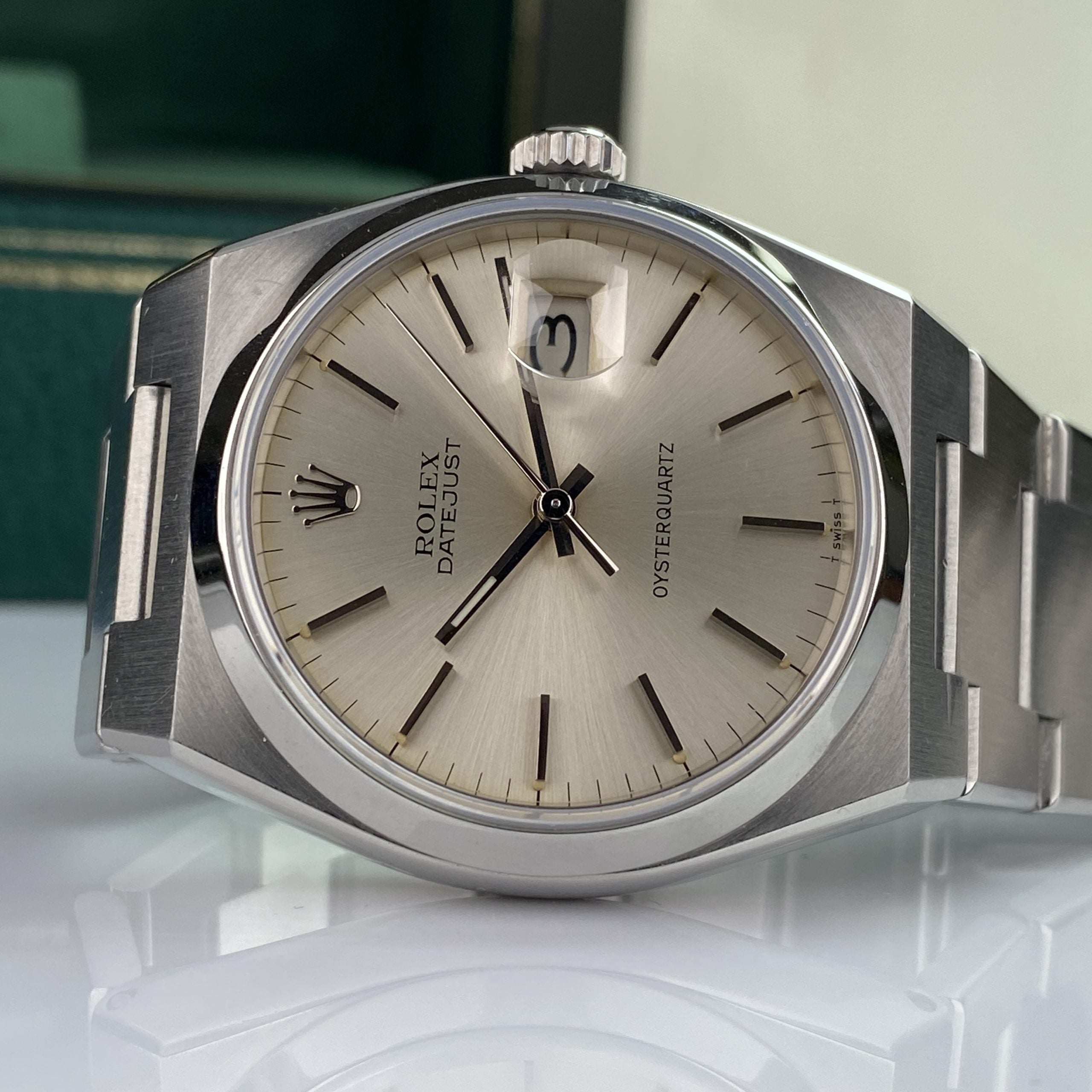 1977 Rolex Datejust Oysterquartz 17000 MK1 Silver dial with Box and Service papers