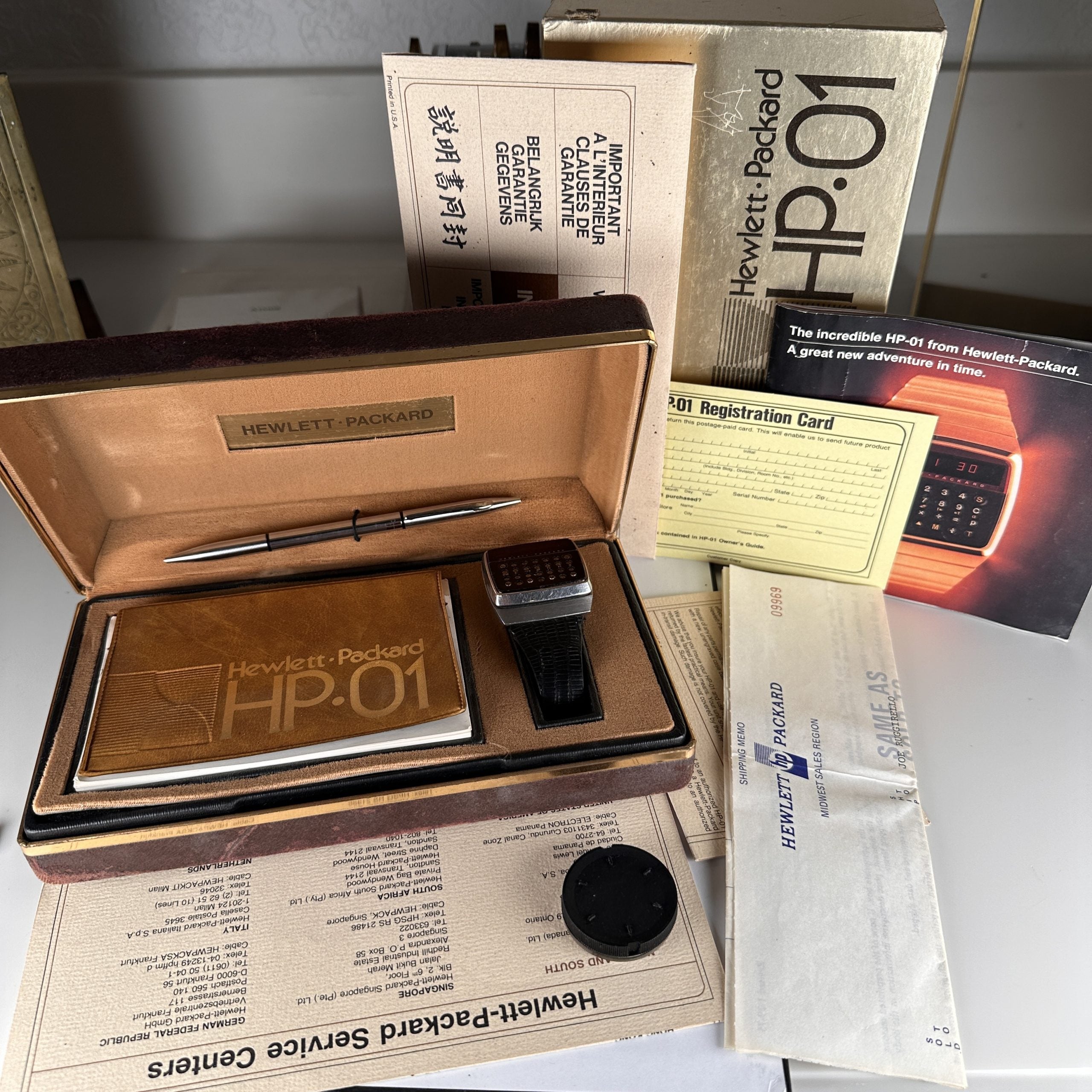 1977 Vintage HP Hewlett-Packard HP-1LED Calculator Watch Complete Set Box and Papers