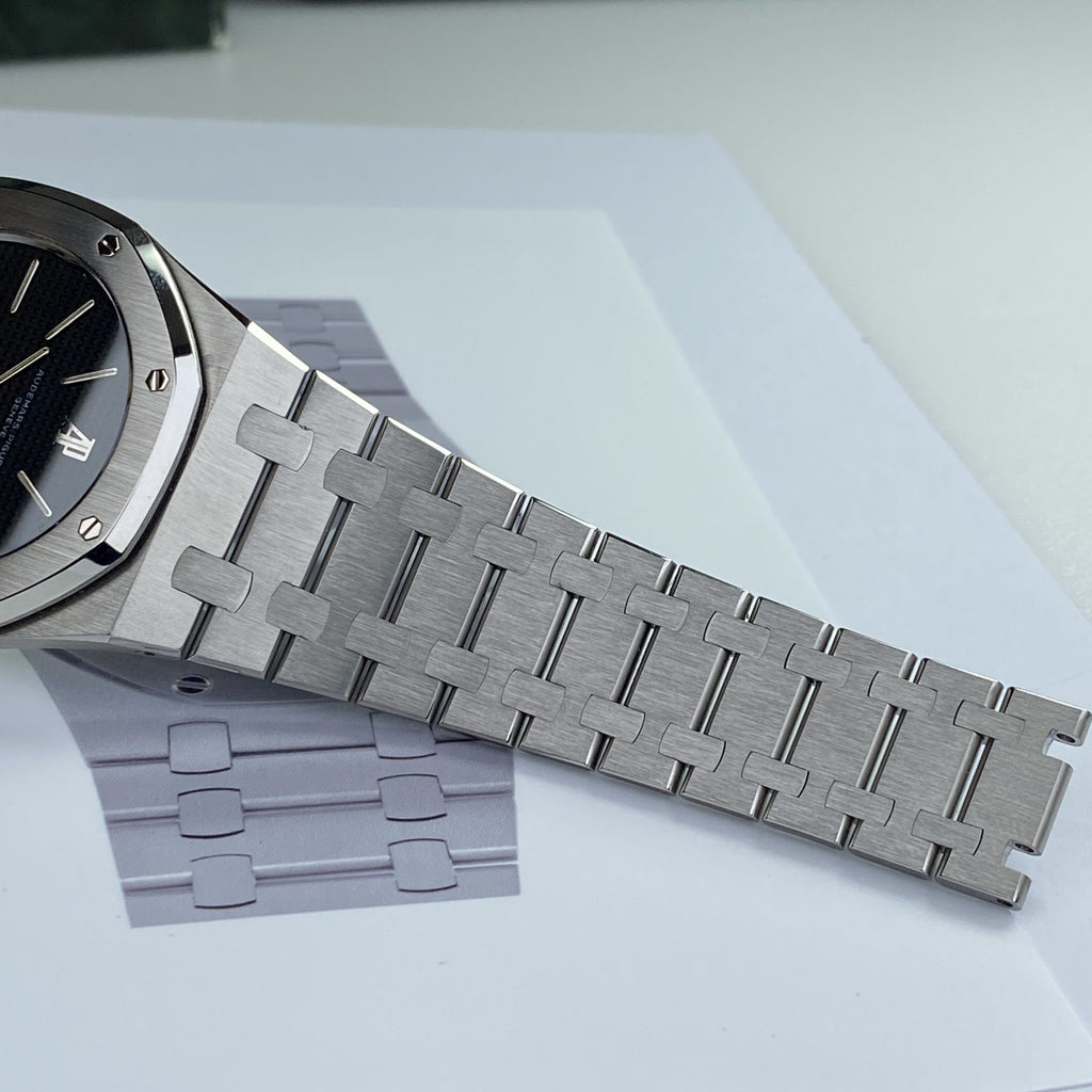1980 Prototype Audemars Piguet Royal Oak Jumbo 5402ST Very Rare Dial Serviced by AP