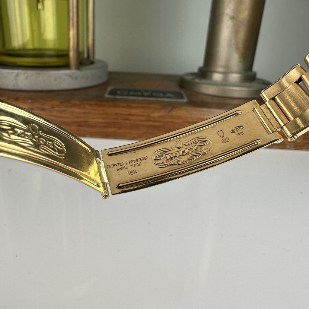 1980 Rolex Oyster Perpetual Date 1500 18k Solid Gold with Original Oyster Bracelet