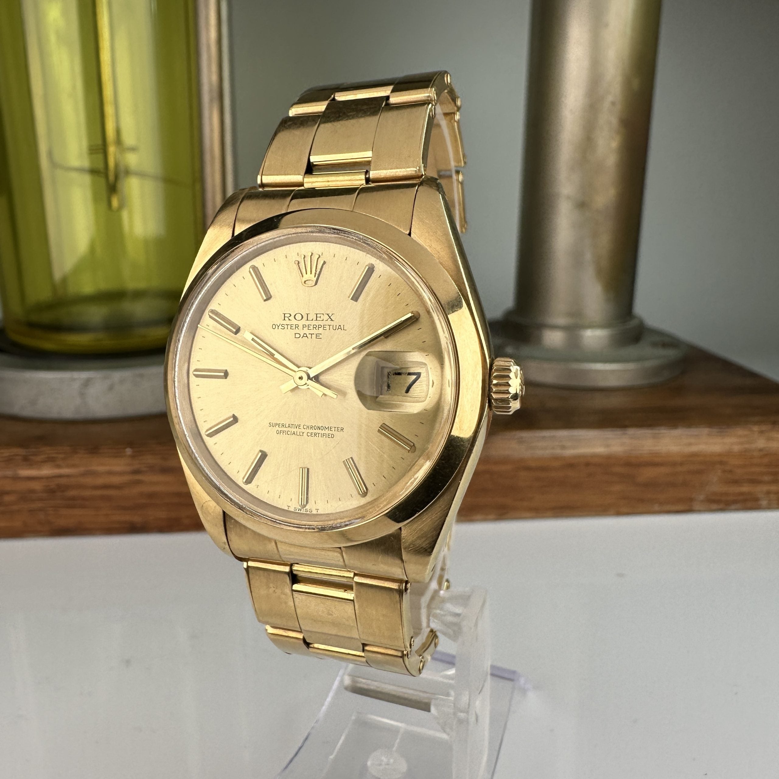 1980 Rolex Oyster Perpetual Date 1500 18k Solid Gold with Original Oyster Bracelet