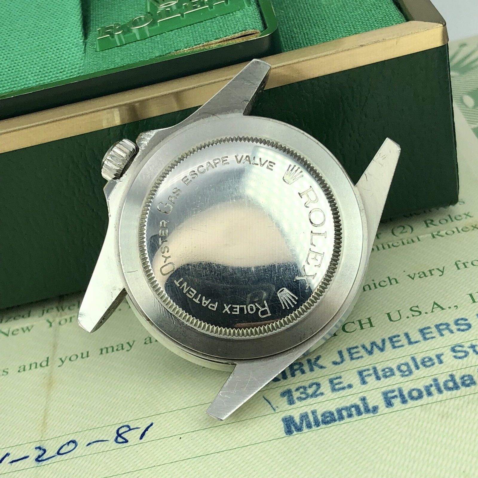 1979 Vintage Rolex Sea Dweller 1665 with Mark 1 Dial and Full Set Box and Papers
