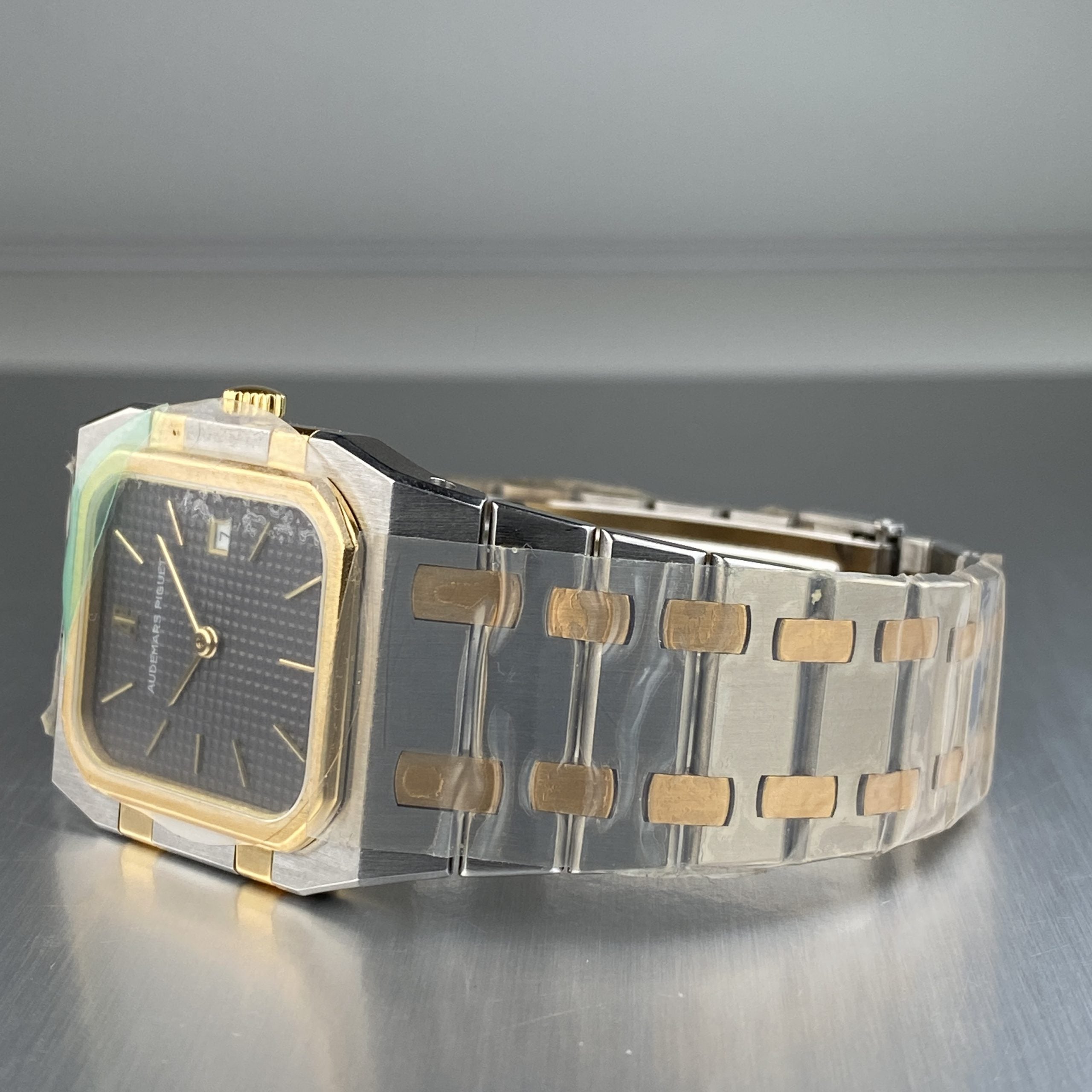 1980’s Audemars Piguet Royal Oak 56049SA Steel & Gold in NOS condition Fully Stickers
