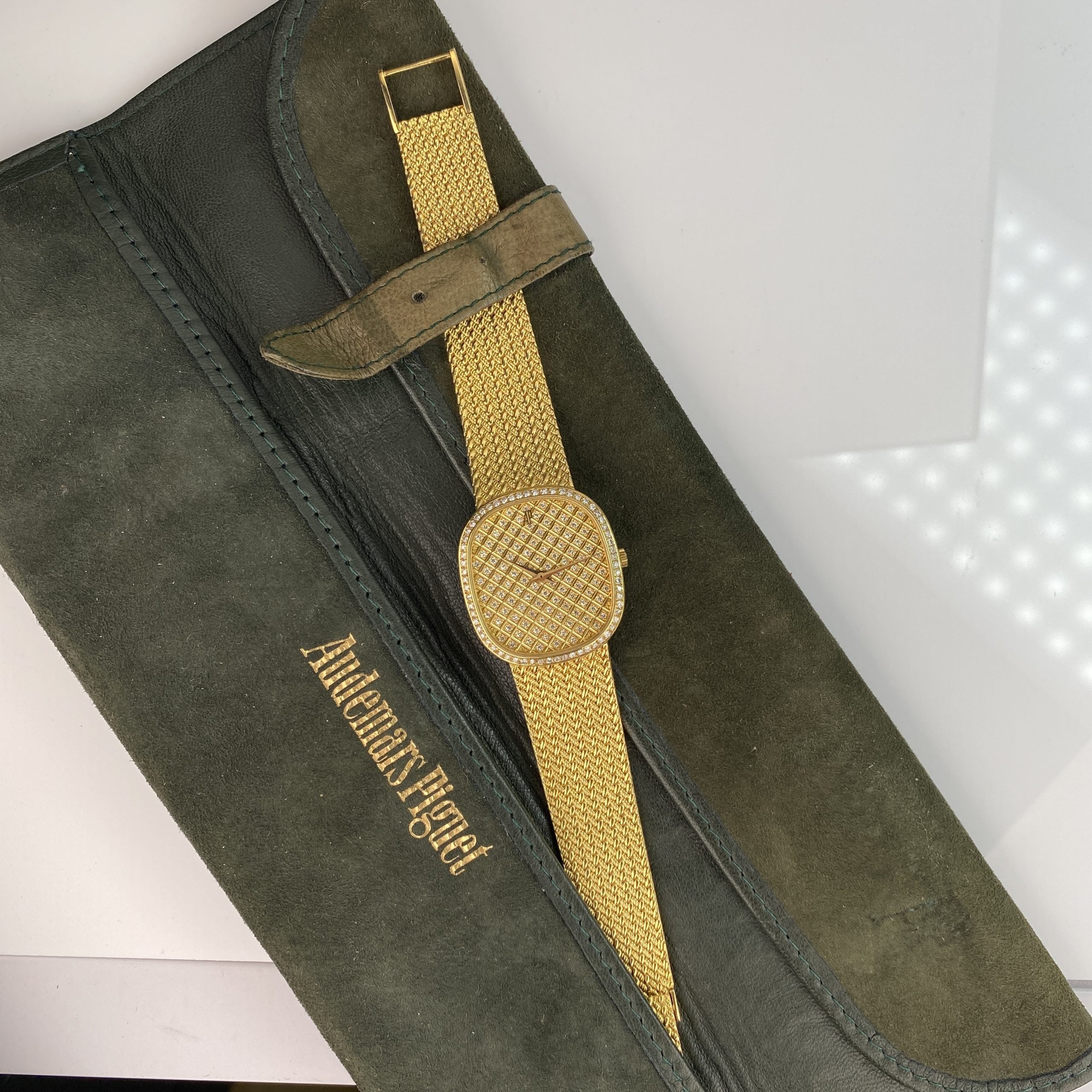 1980’s Unique Rare Audemars Piguet Men’s Classic Dress watch 18k Sold Gold with Factory Diamonds