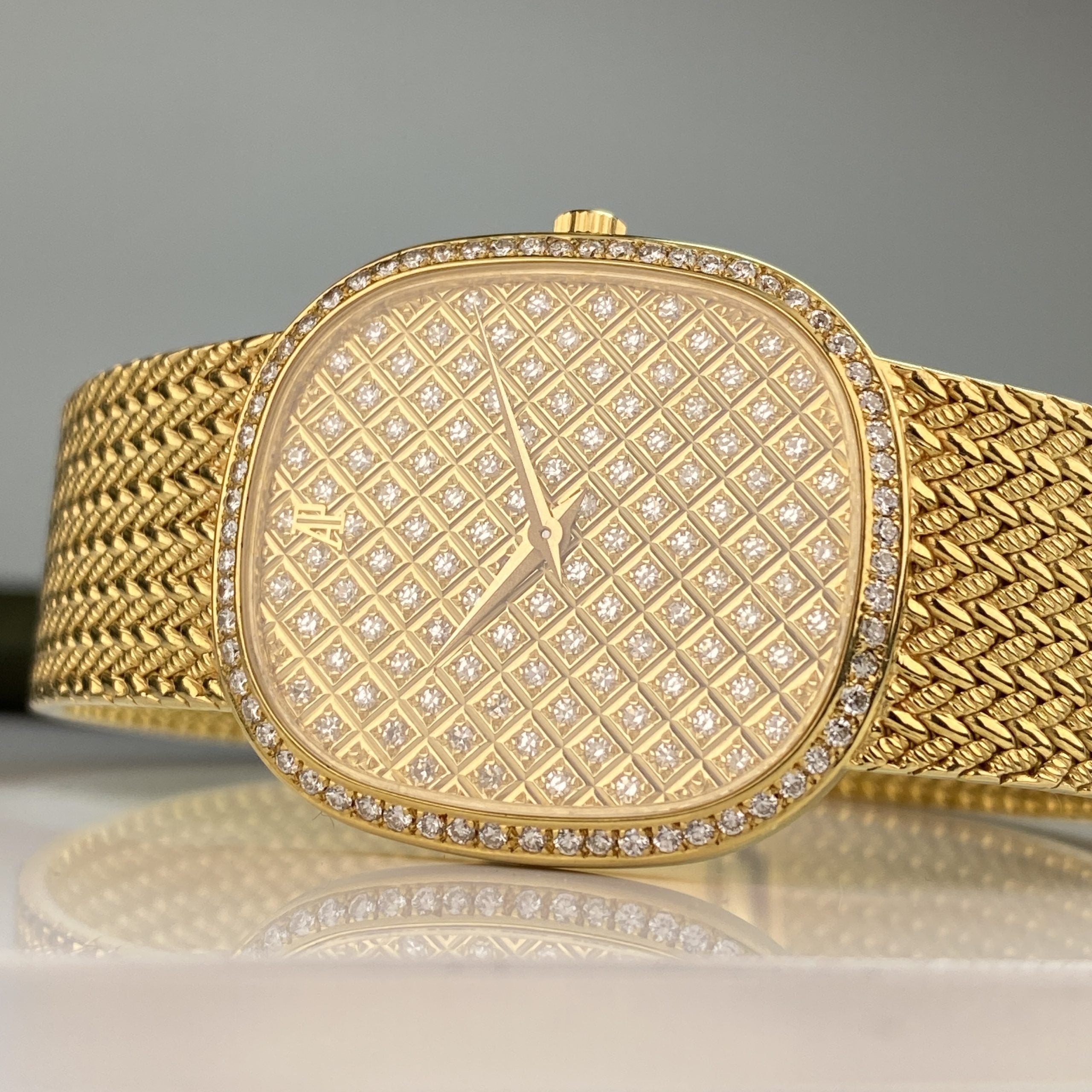 1980’s Unique Rare Audemars Piguet Men’s Classic Dress watch 18k Sold Gold with Factory Diamonds