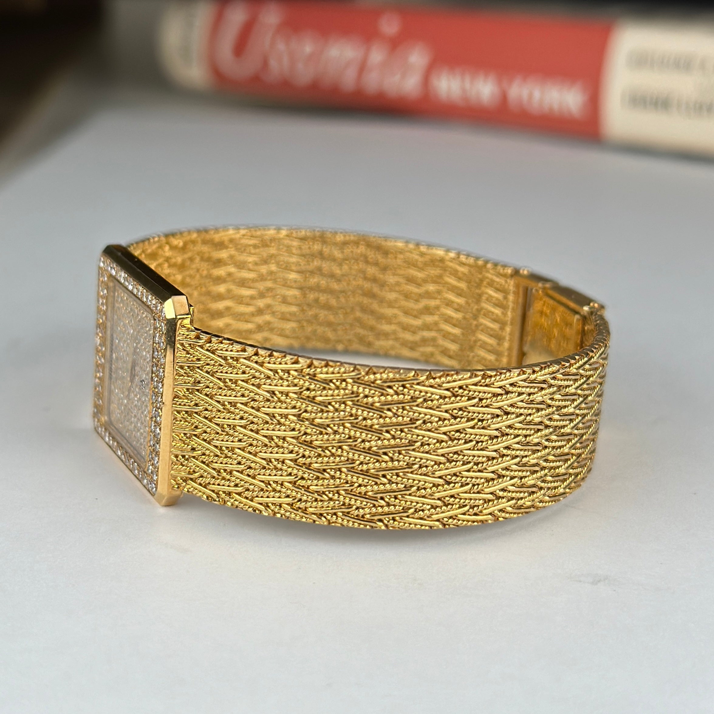 1981 Concord Collection Delirium La Scala 18k Solid Gold Factory Pave Diamond with Box and papers