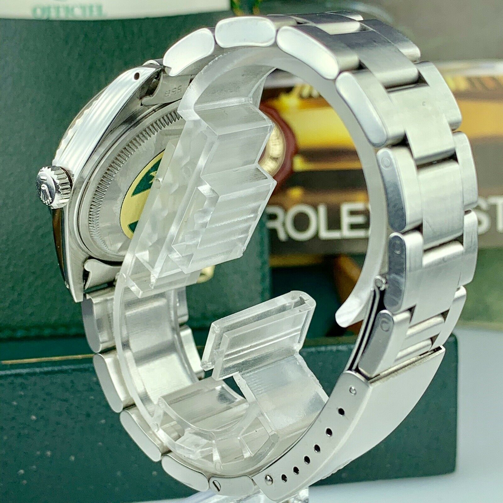 1982 Vintage NOS Rolex Datejust 16030 Silver Dial Box & Papers Full Set