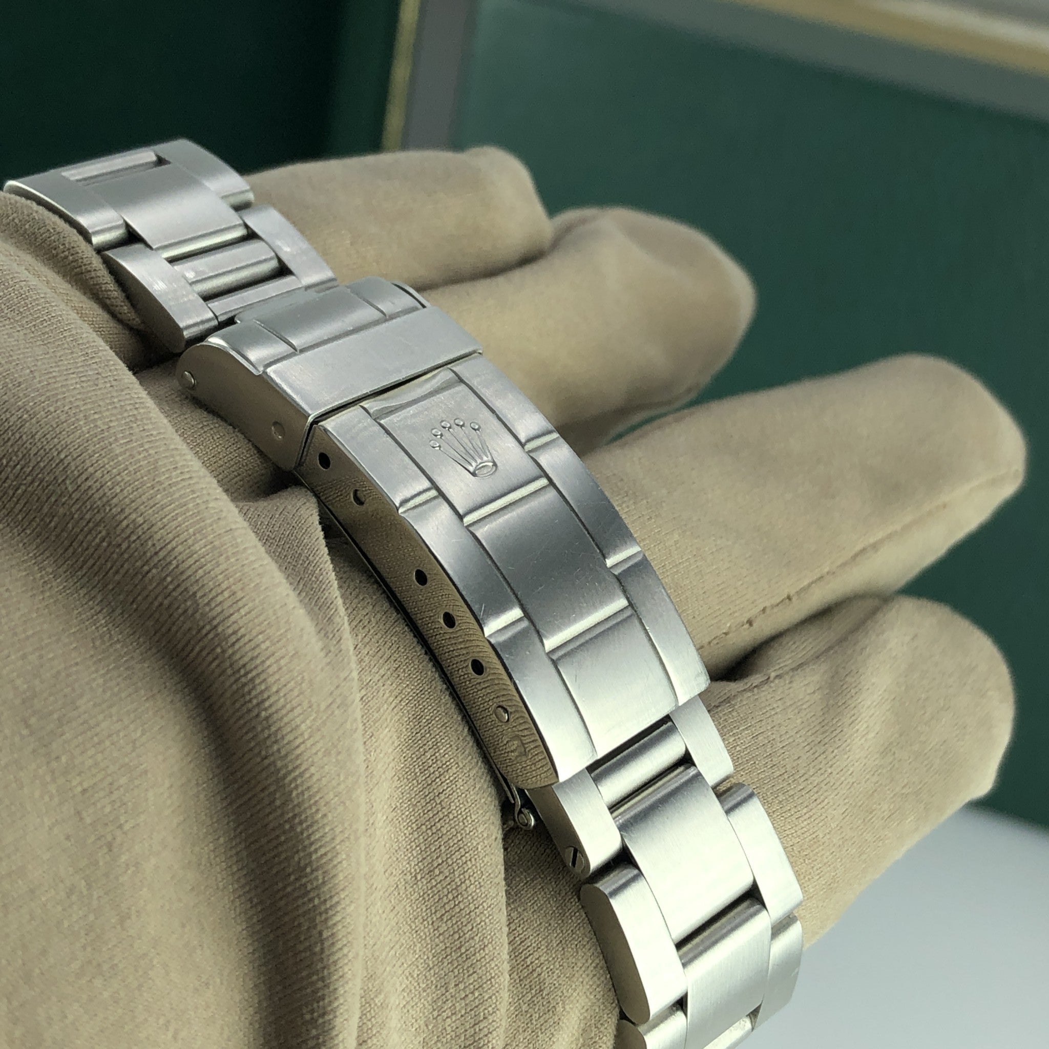 1989 Vintage Rolex 16610 Submariner Date Unpolished with Box