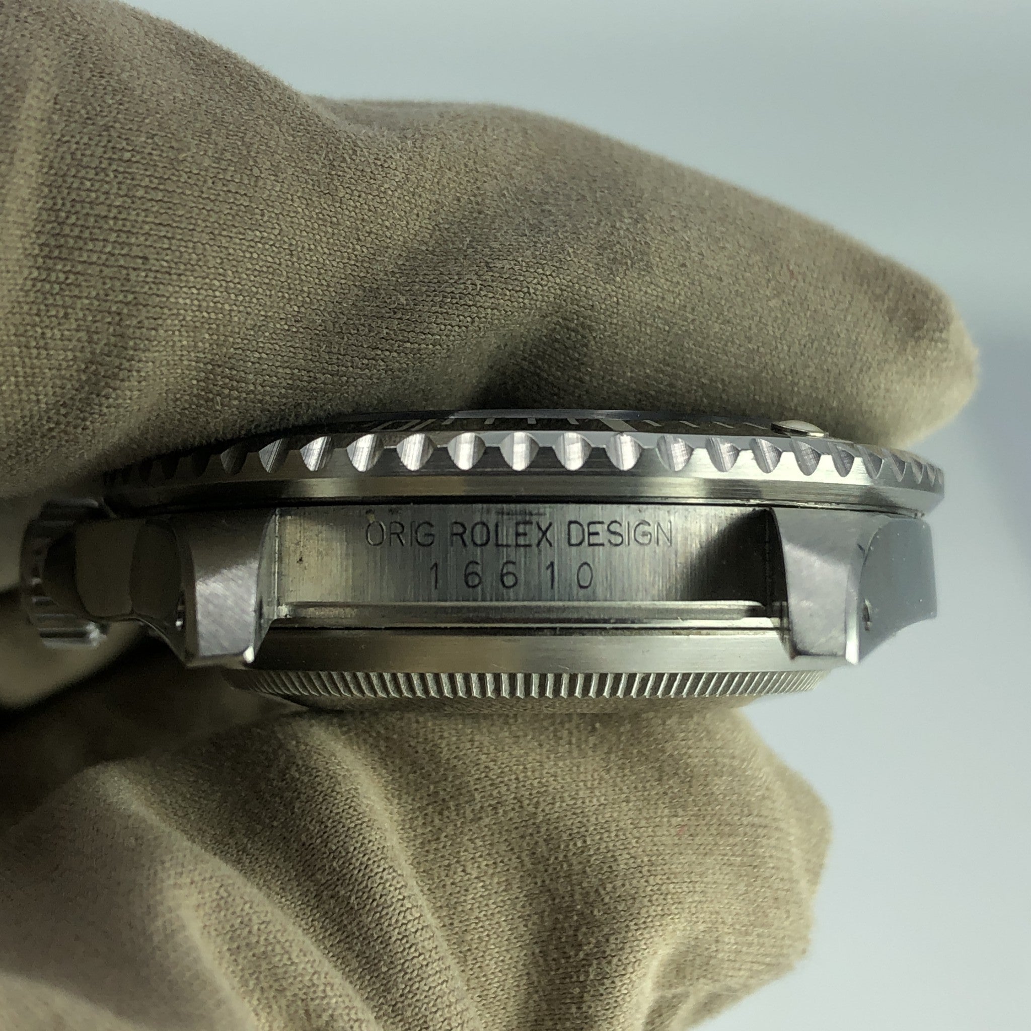 1989 Vintage Rolex 16610 Submariner Date Unpolished with Box