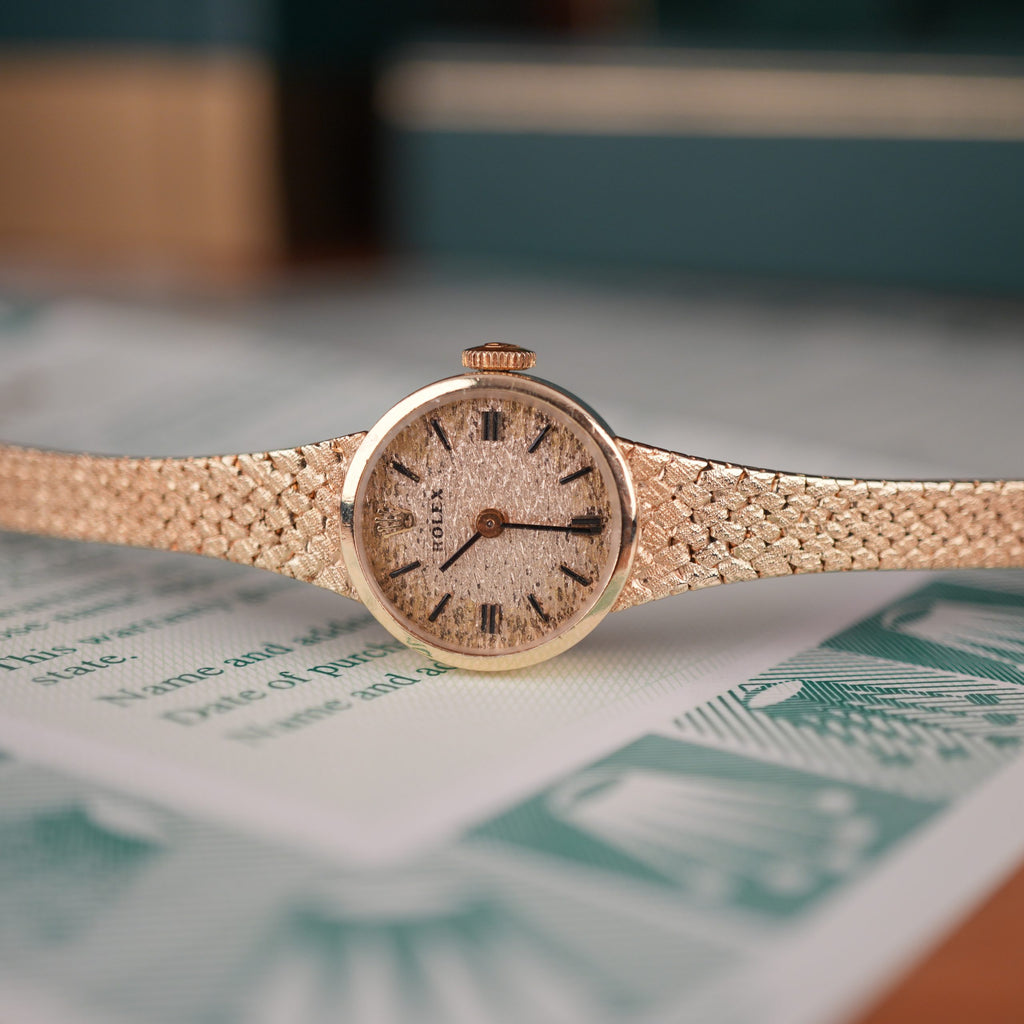 1990 Rolex 8269 Ladies 14K Solid Gold Full Set Box and Papers