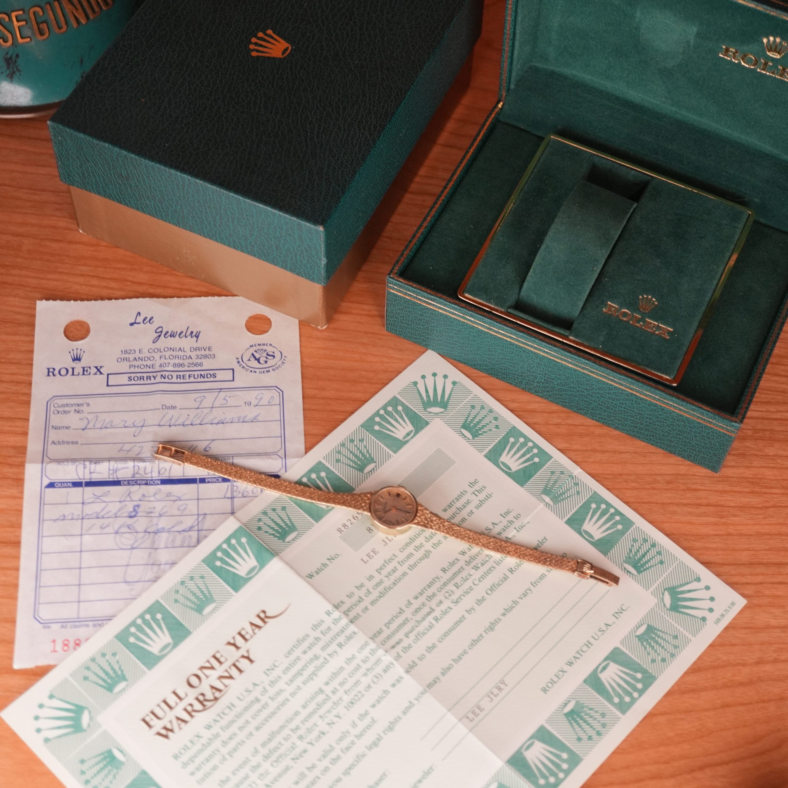 1990 Rolex 8269 Ladies 14K Solid Gold Full Set Box and Papers