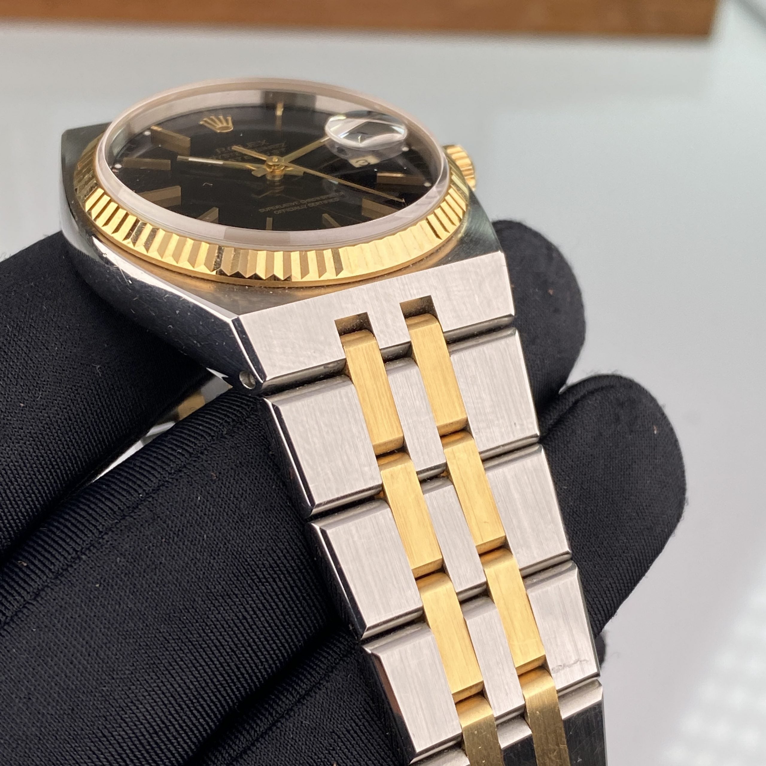 1990 Rolex Datejust Oysterquartz 17013 Unpolished Black Dial in like NOS condition