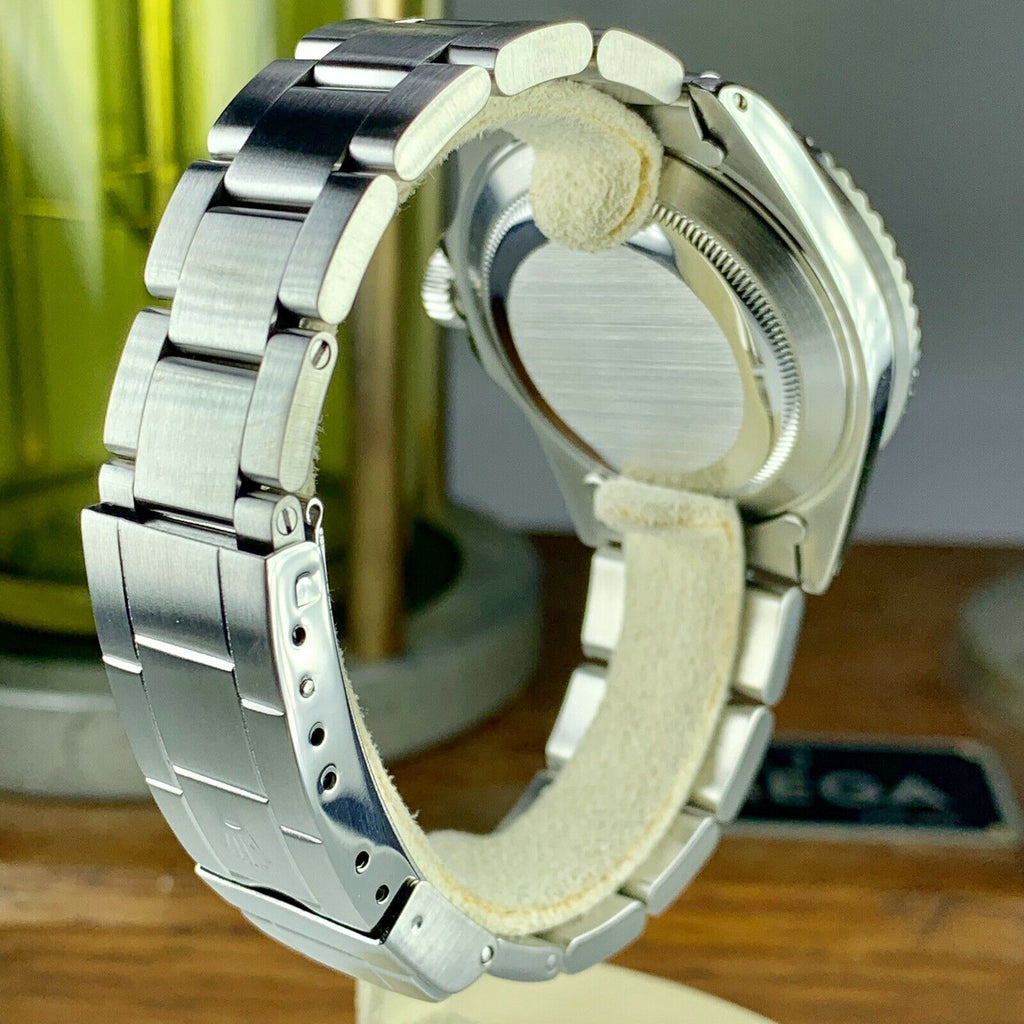 1990 Vintage Rolex 16610 Submariner Date Unpolished with box