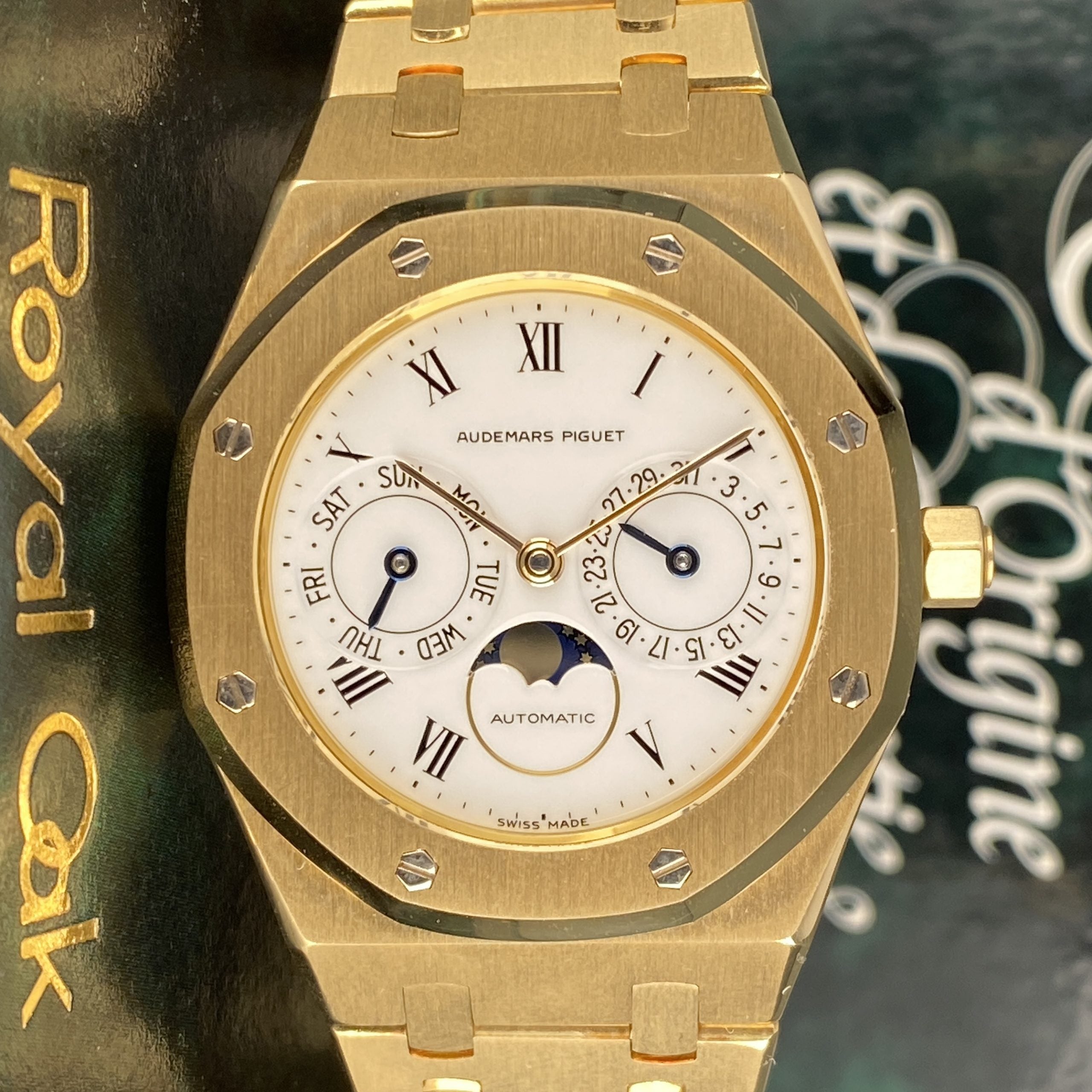 1993 Audemars Piguet Royal Oak 25594BA Day-Date Moonphase Yellow Gold Rare White Porcelain Roman Dial Complete Set
