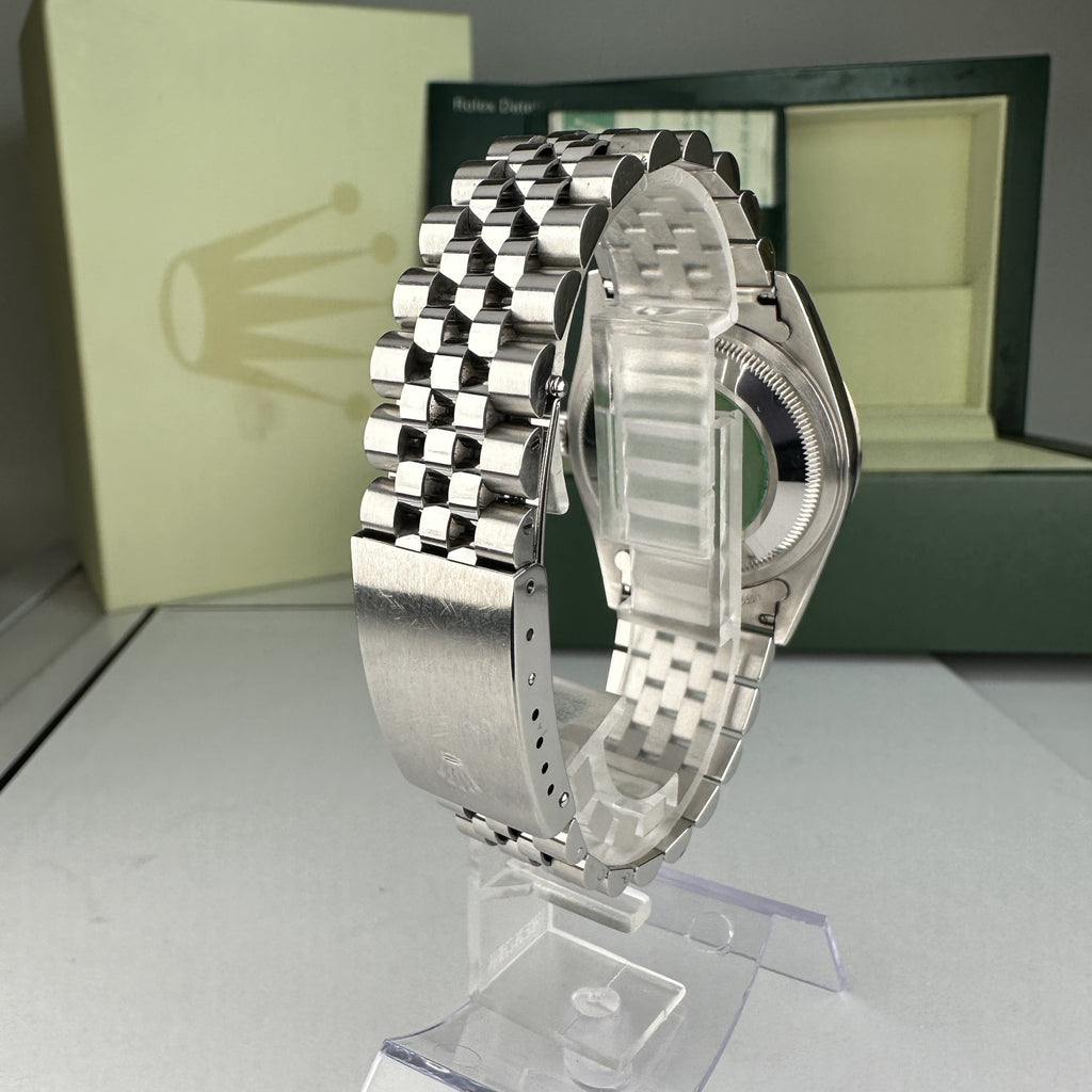 1995 Rolex Datejust 16234 Steel & Gold Jubilee Unpolished Factory Blue Diamond Dial box & papers