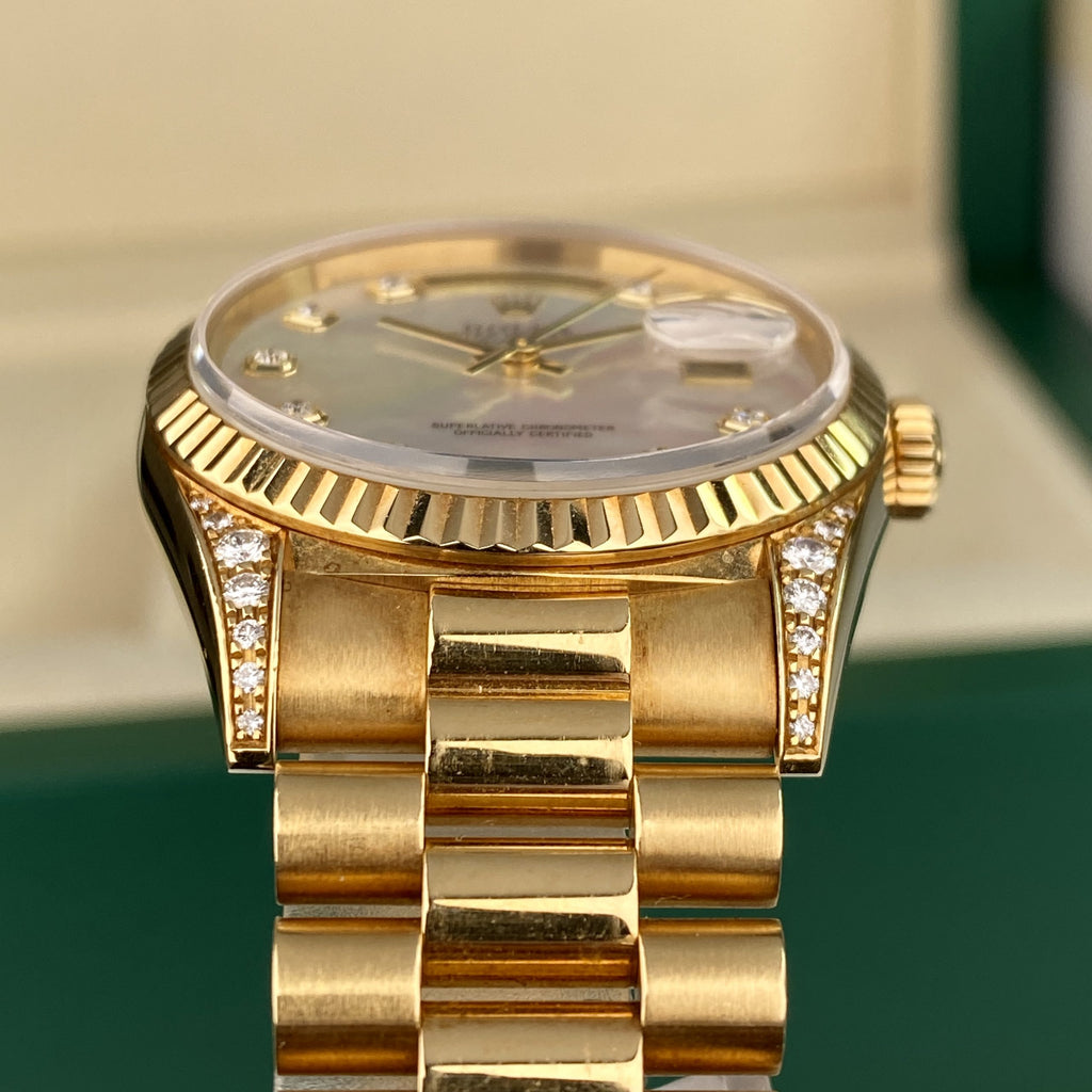 1996 Rolex Day-Date 18338 President Unpolished Yellow Gold with Factory MOP Diamonds Dial & Factory Diamonds Lugs