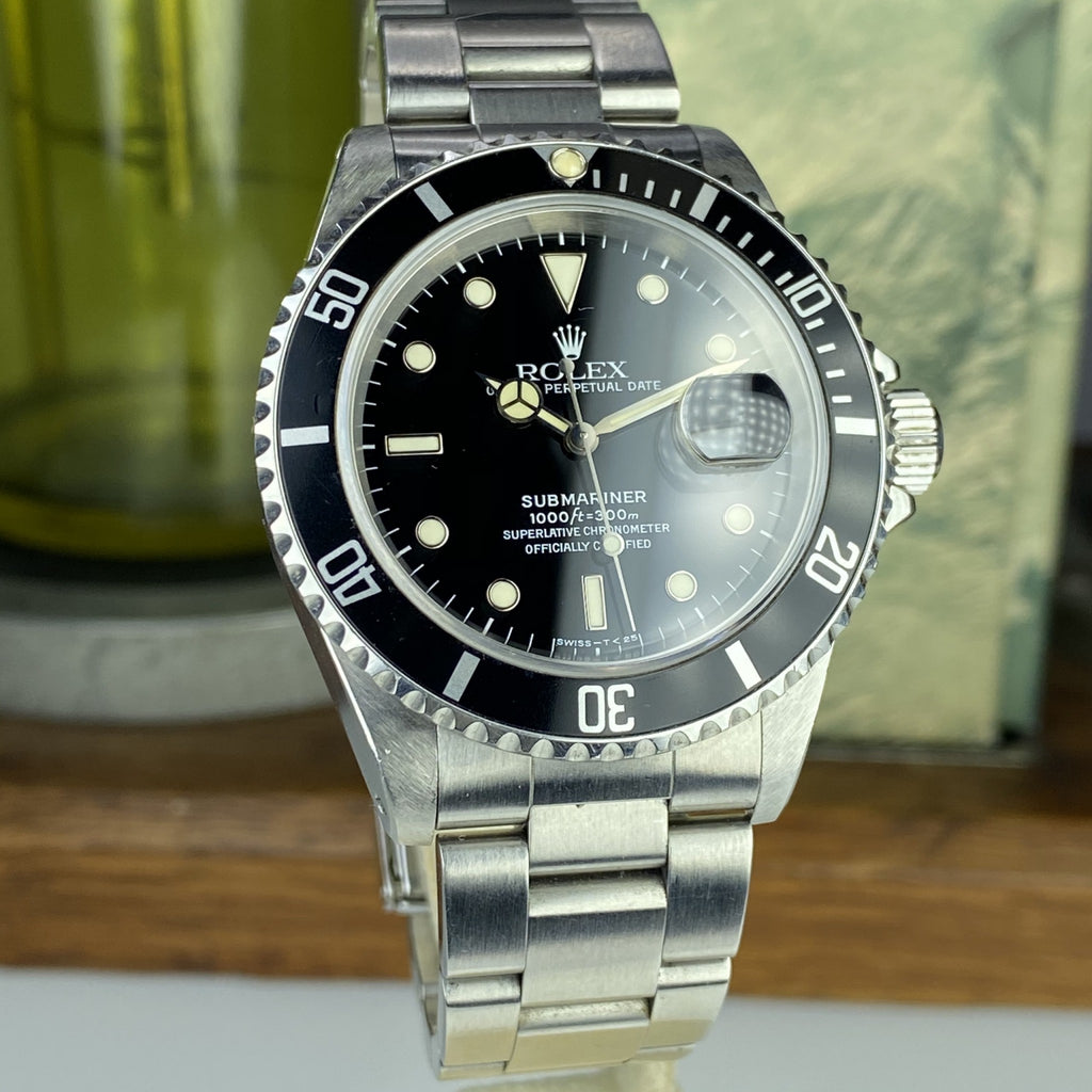 1997 Vintage Rolex 16610 Submariner Date Unpolished  with Creamy Dial