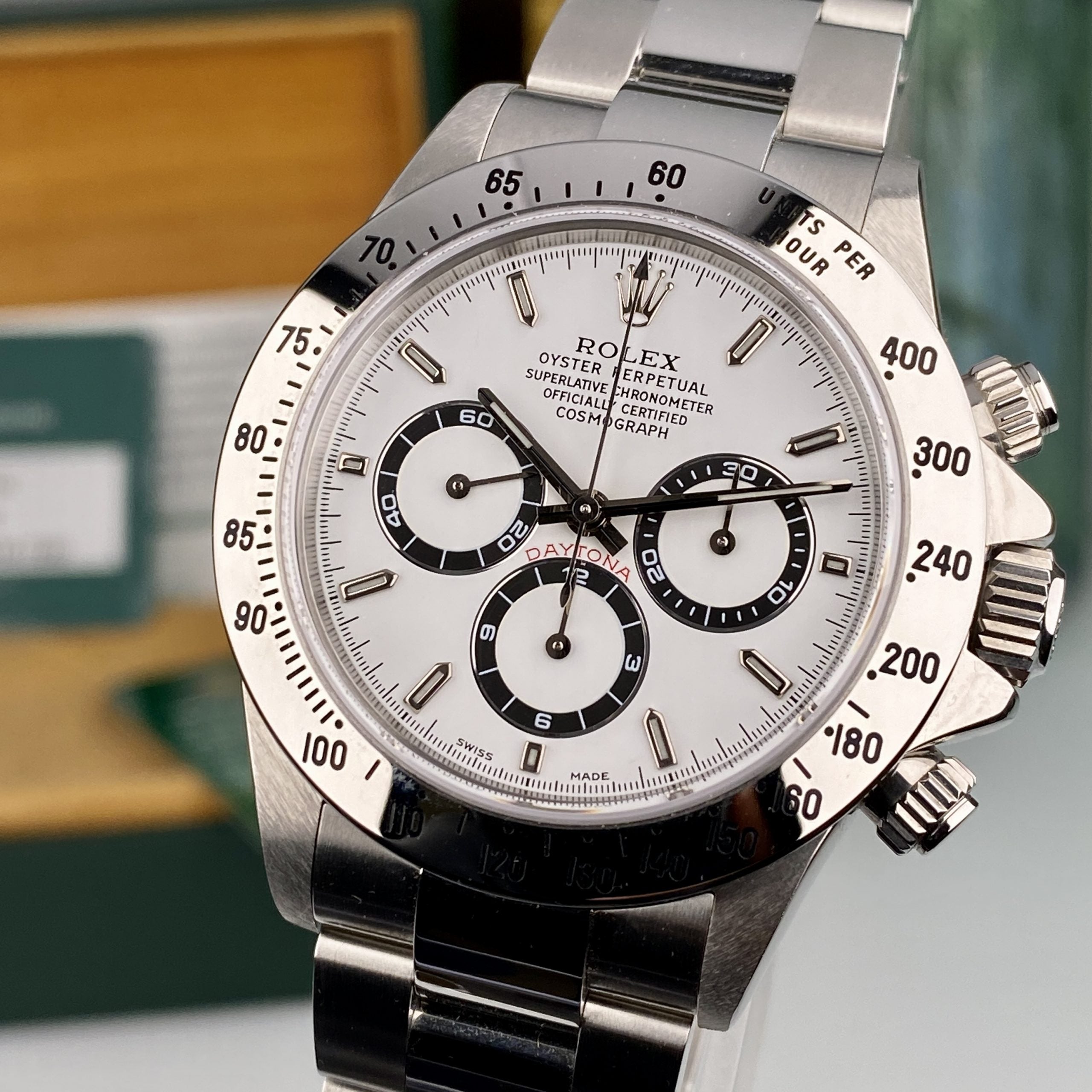 1999 Rolex Daytona 16520 Zenith White Dial in Mint Condition with Box & Service Papers