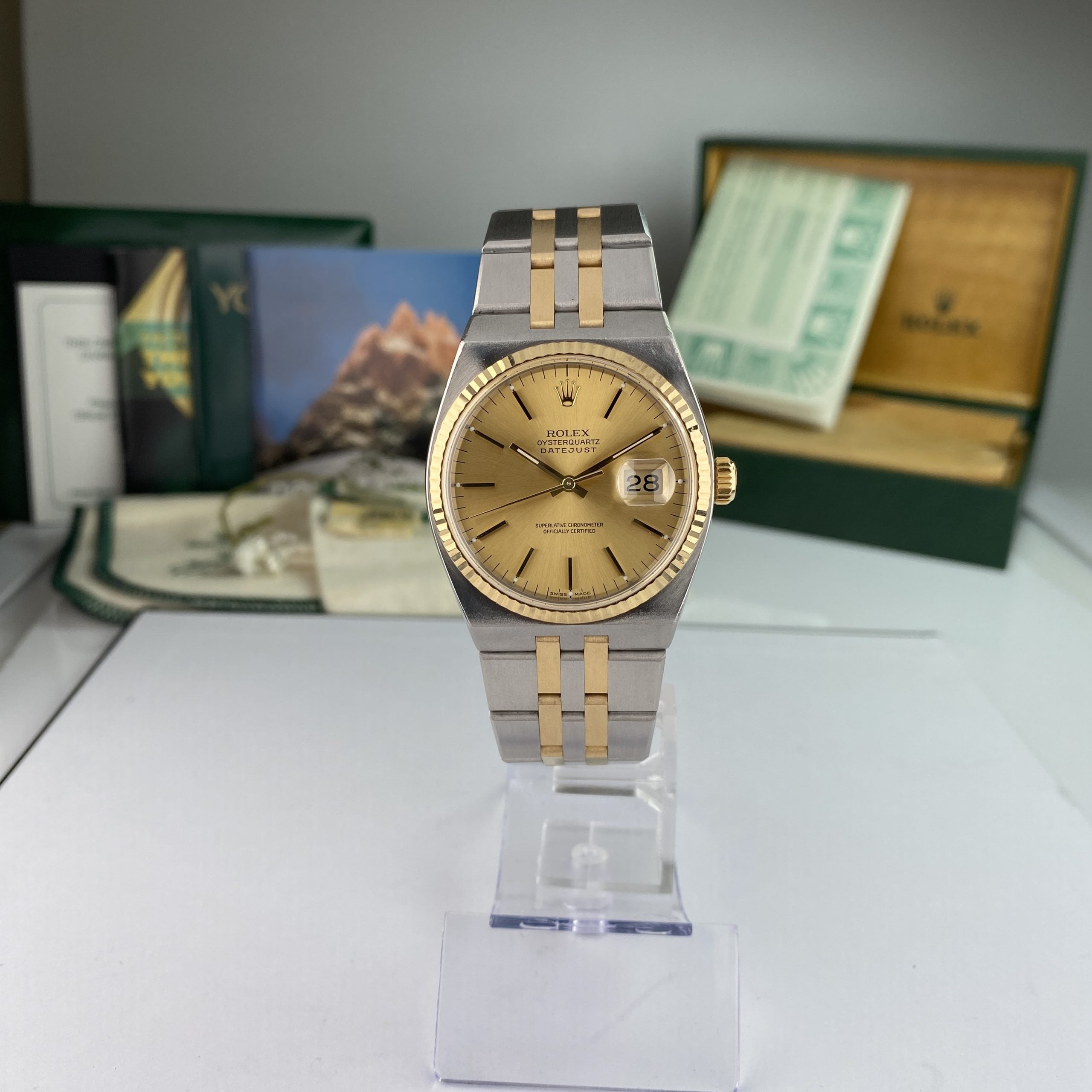 2000 Rolex Datejust Oysterquartz 17013 Unpolished Box and papers
