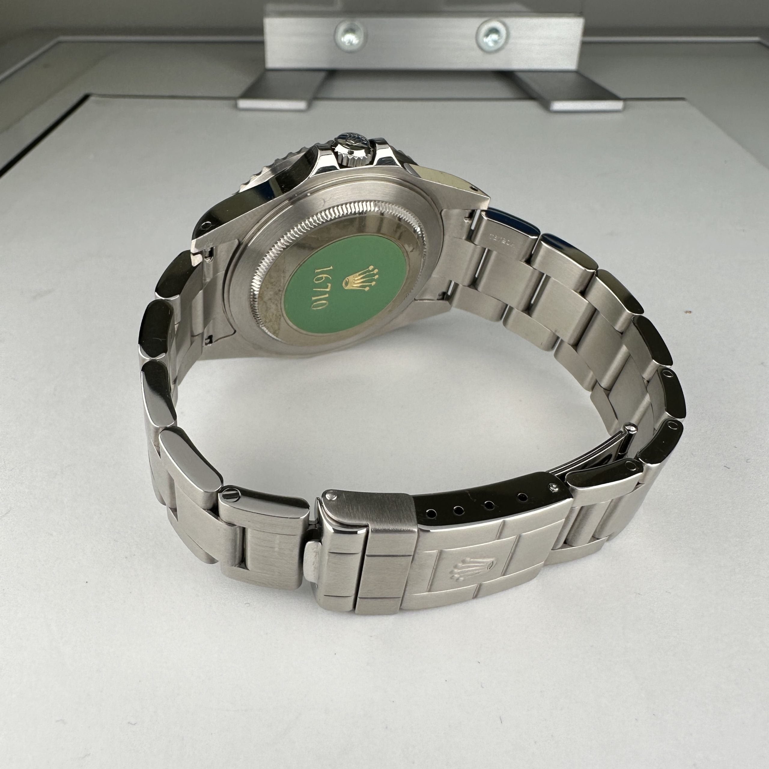 2001 Rolex GMT-Master II 16710 Unpolished Red & Red Pepsi in Mint condition