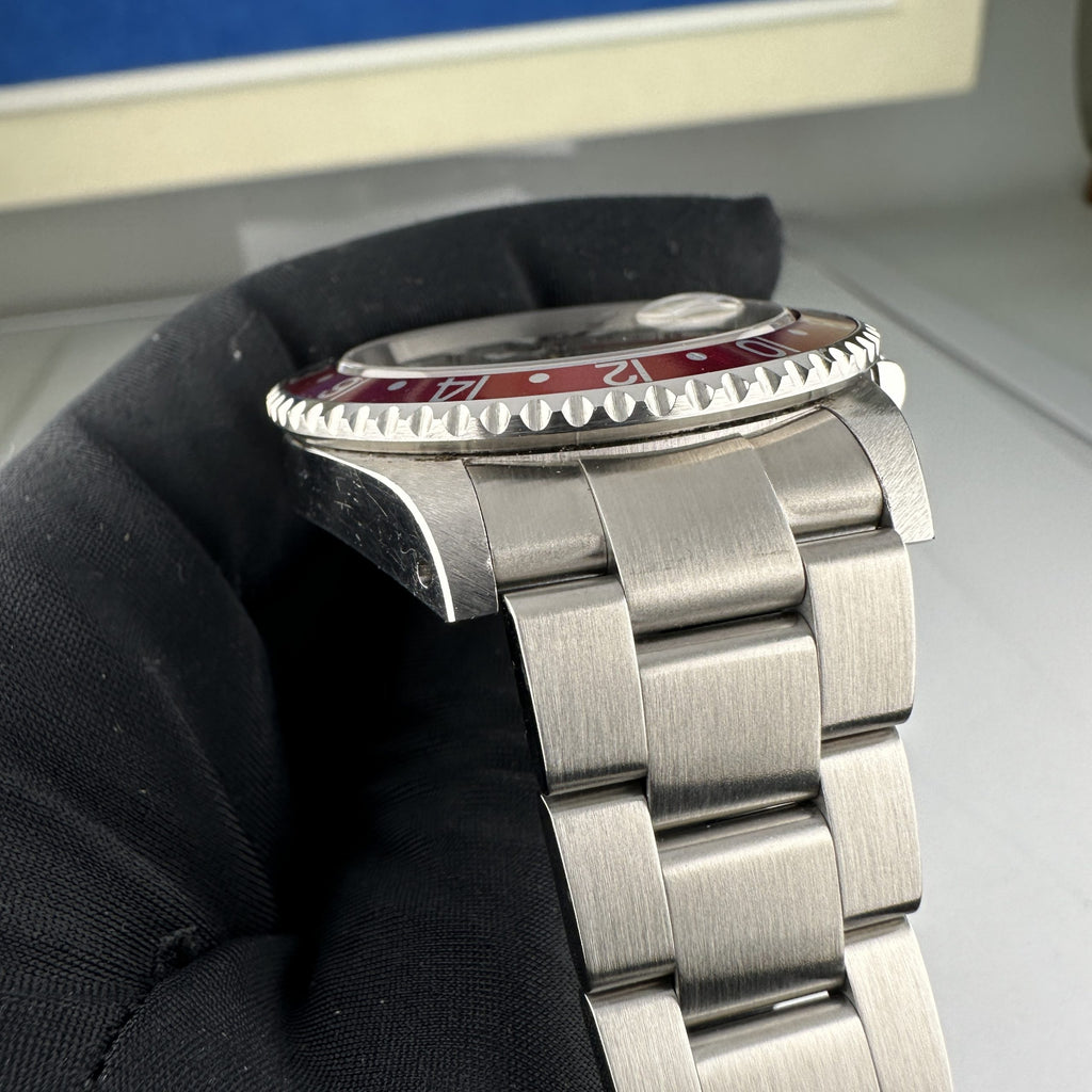 2001 Rolex GMT-Master II 16710 Unpolished Red & Red Pepsi in Mint condition