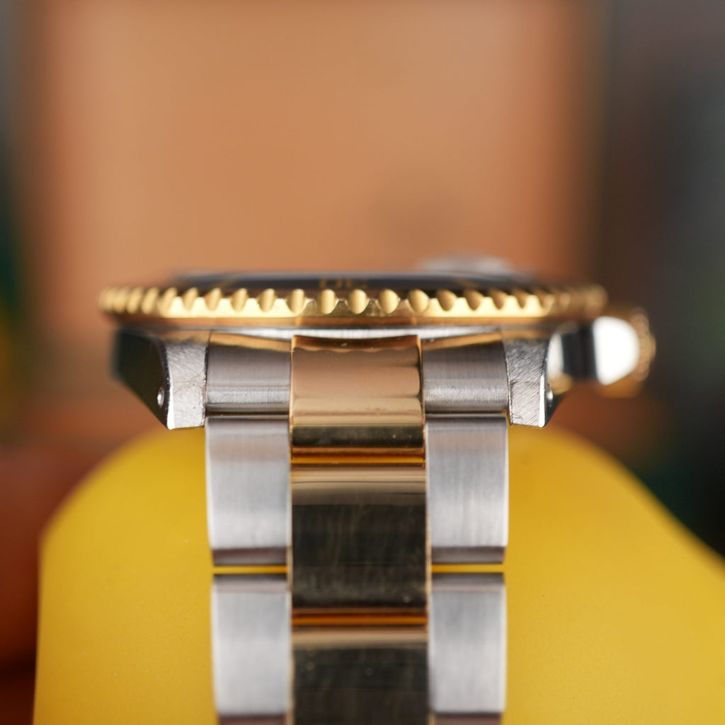 2003 Rolex Submariner 16613 Unpolished Gold and Steel Black Dial Box & Papers complete set