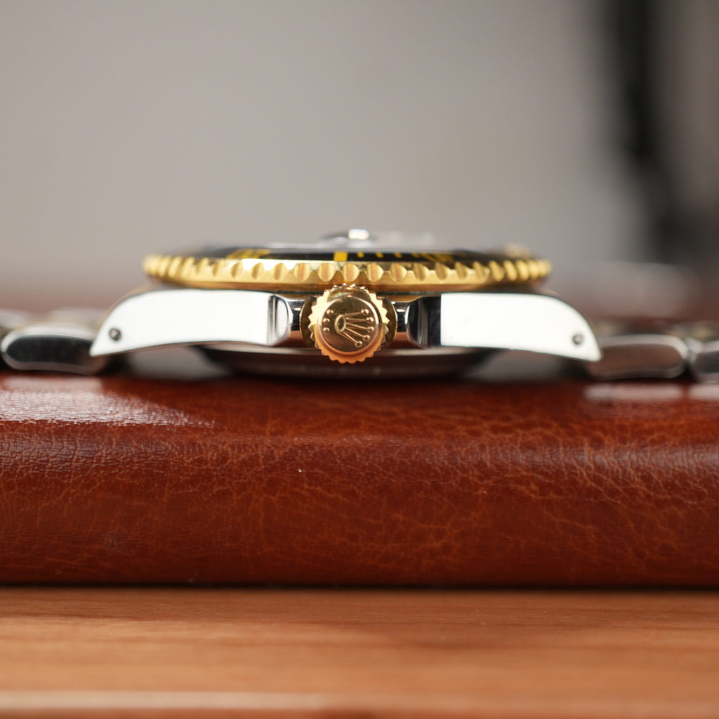 2003 Rolex Submariner 16613 Unpolished Gold and Steel Black Dial Box & Papers complete set
